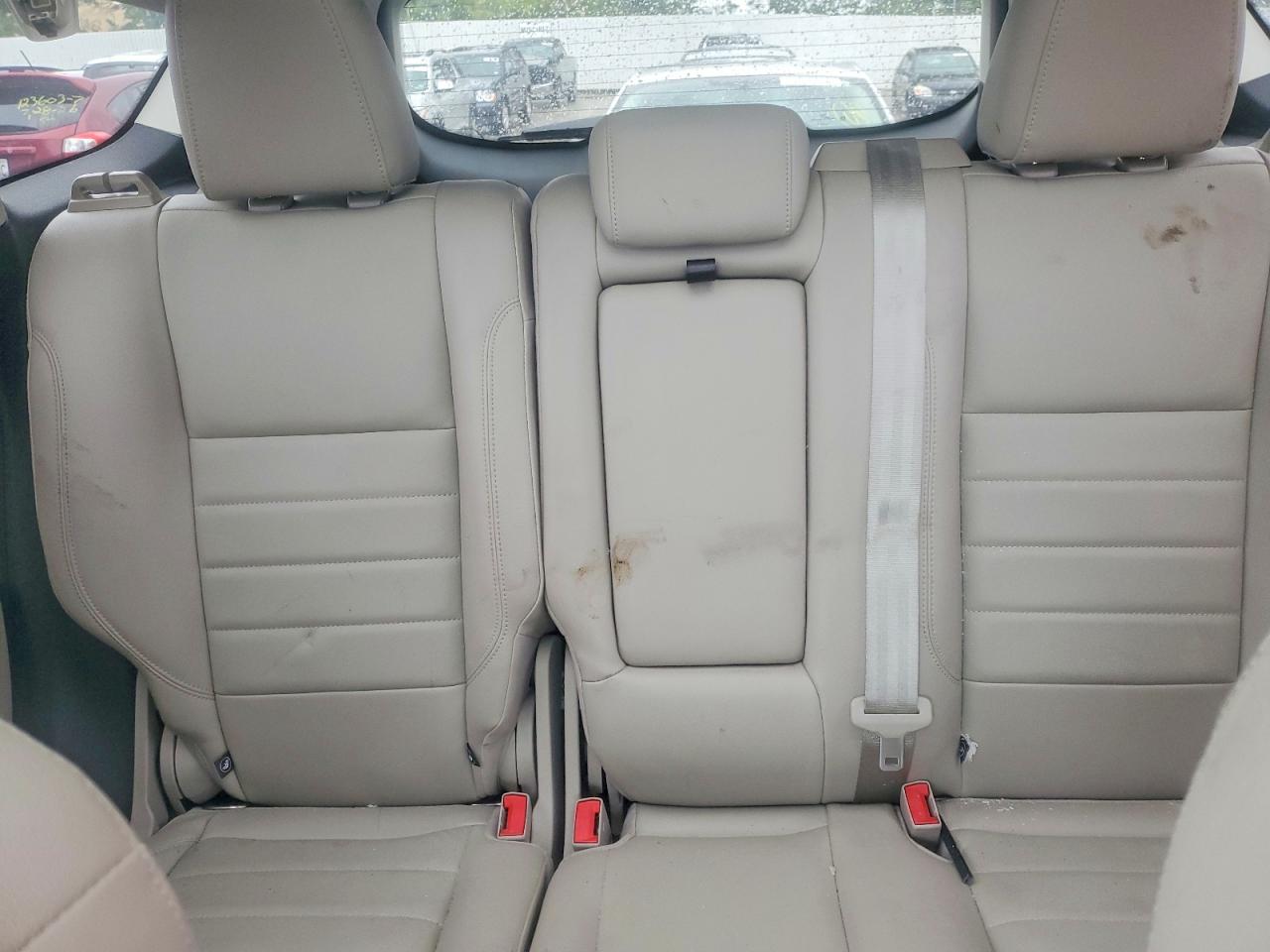 2014 Ford Escape Titanium White vin: 1FMCU0J95EUD43865