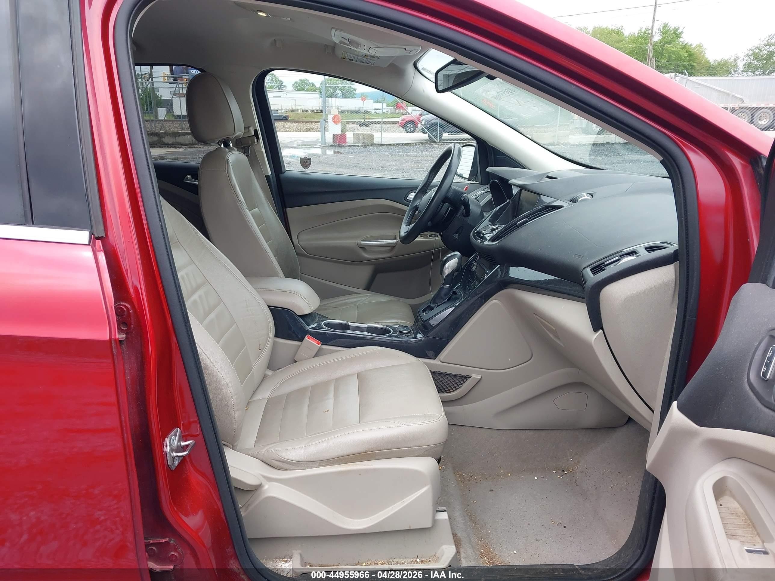 2014 Ford Escape Titanium Red vin: 1FMCU0J95EUE20637