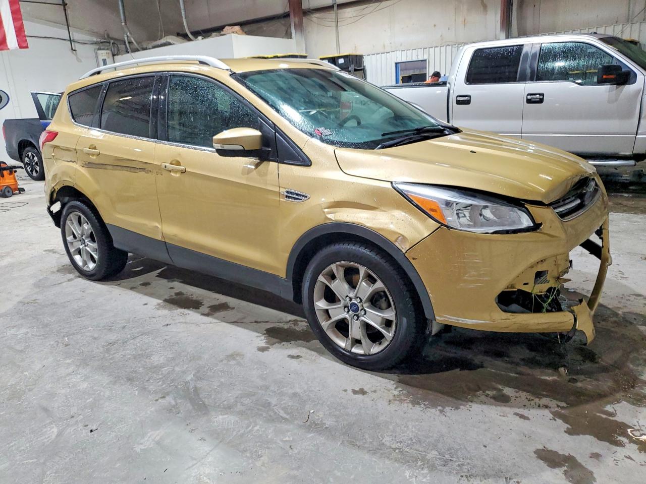 2015 Ford Escape Titanium Gold vin: 1FMCU0J95FUA26945