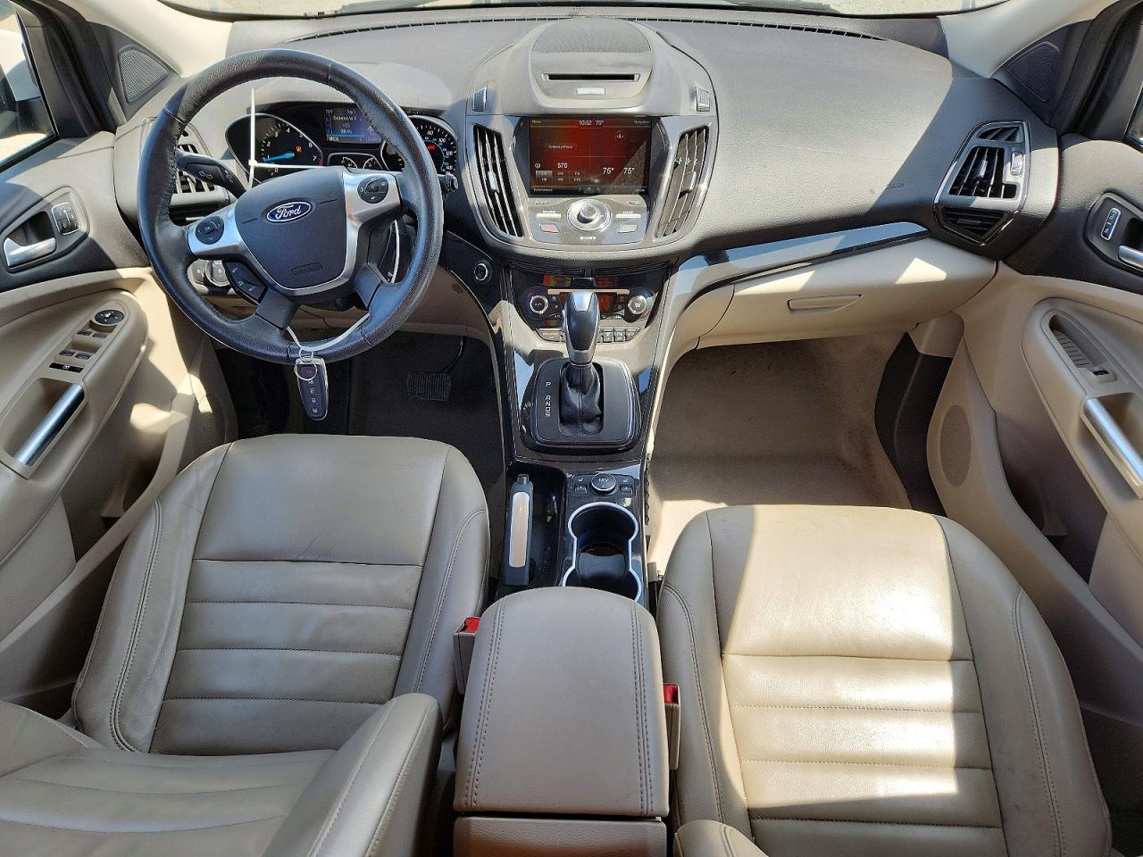 2015 Ford Escape Titanium White vin: 1FMCU0J95FUA62845