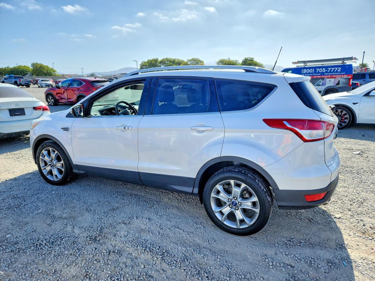 2015 Ford Escape Titanium White vin: 1FMCU0J95FUA62845
