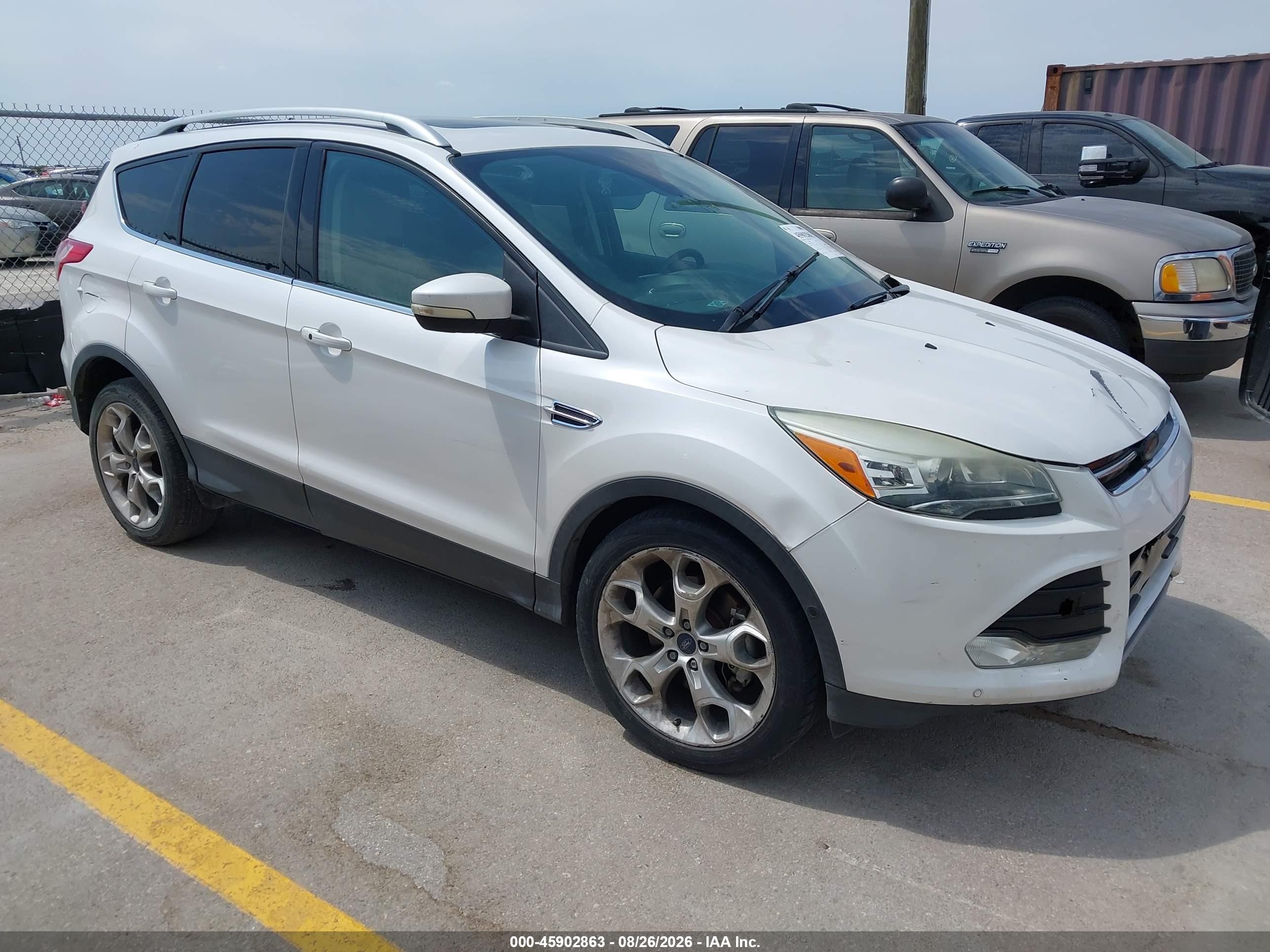 2015 Ford Escape Titanium White vin: 1FMCU0J95FUC78422