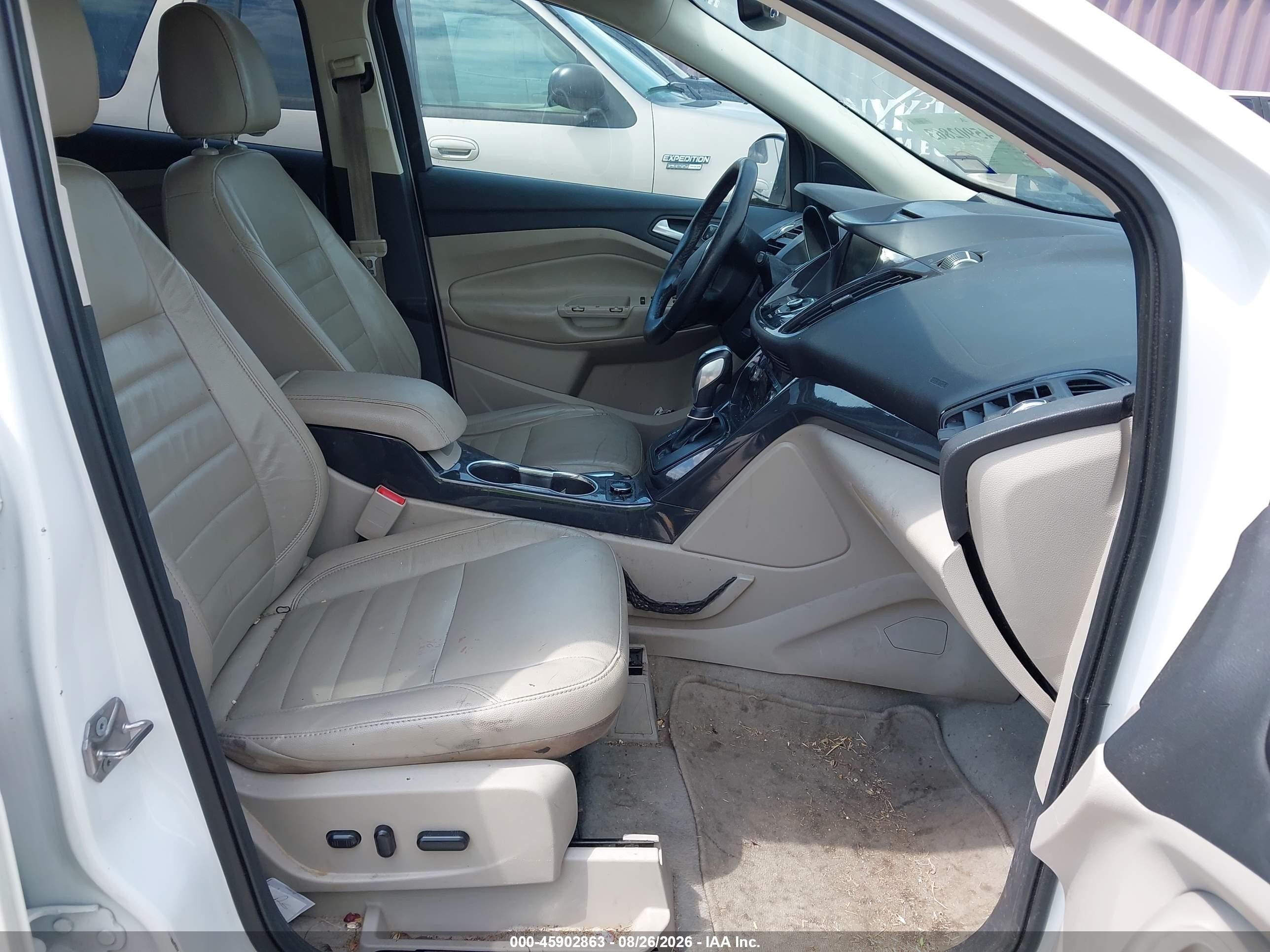 2015 Ford Escape Titanium White vin: 1FMCU0J95FUC78422