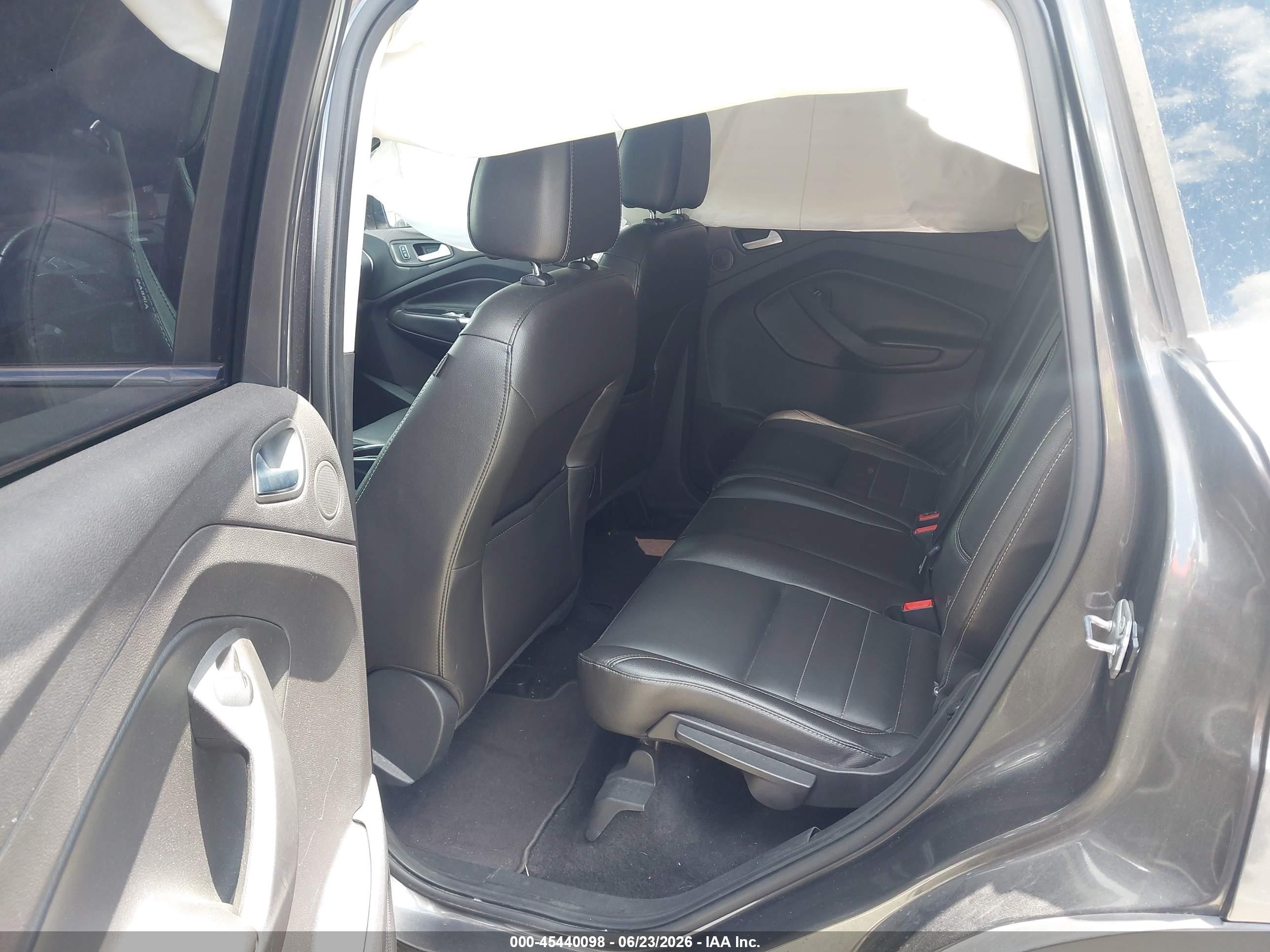 2015 Ford Escape Titanium Gray vin: 1FMCU0J95FUC88061