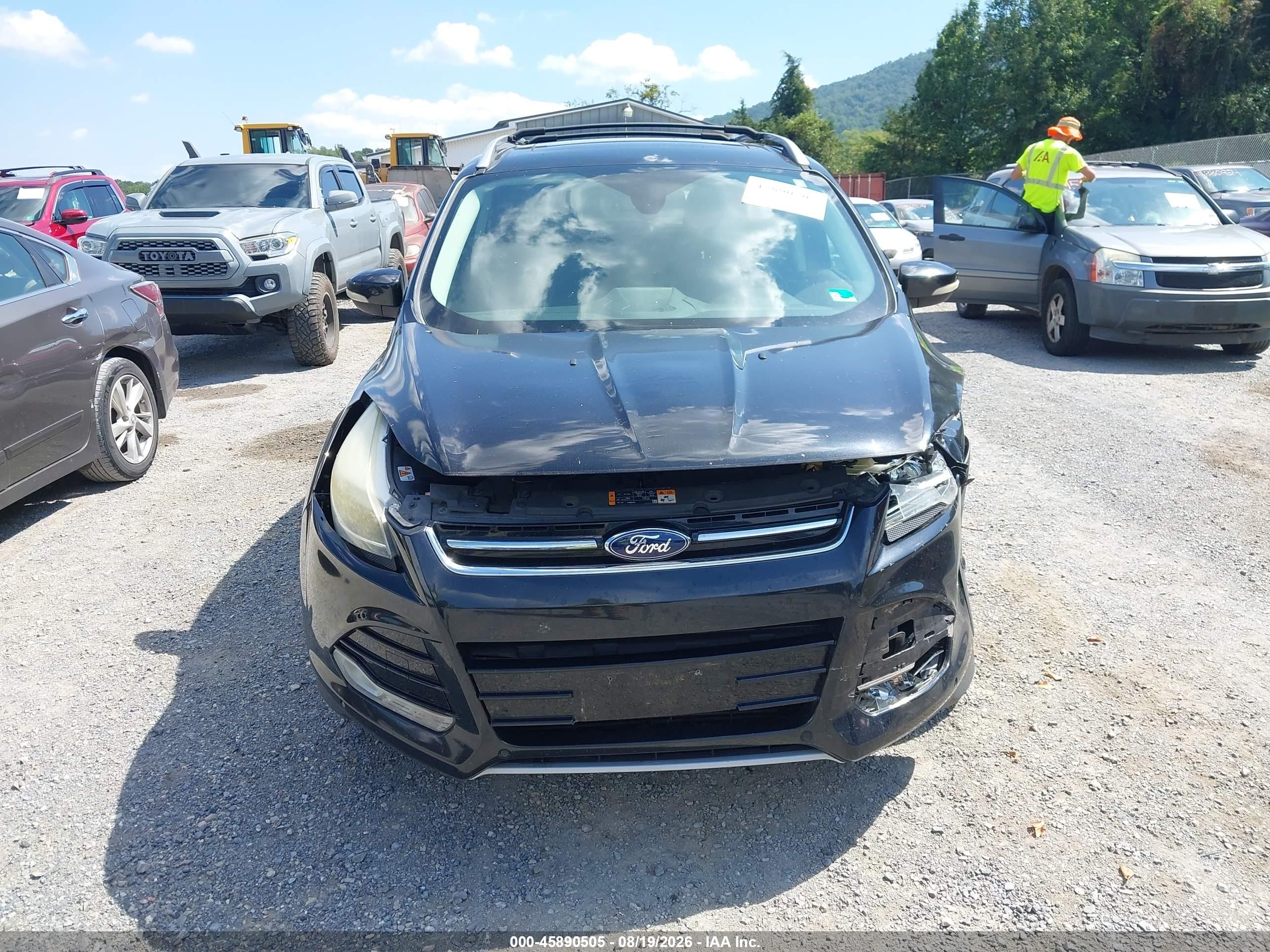 2013 Ford Escape Titanium Черный vin: 1FMCU0J96DUA32895