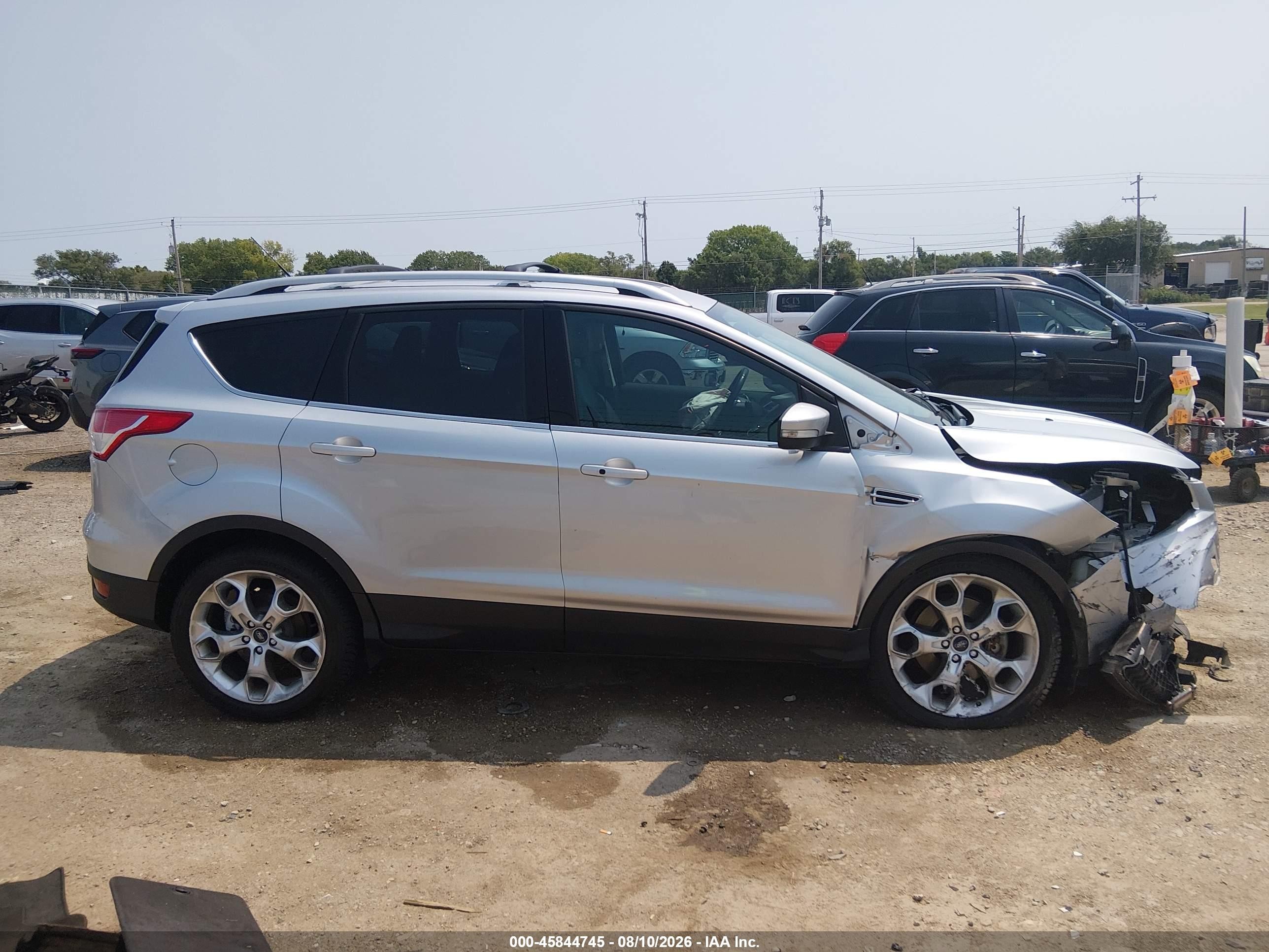 2013 Ford Escape Titanium Silver vin: 1FMCU0J96DUB00502