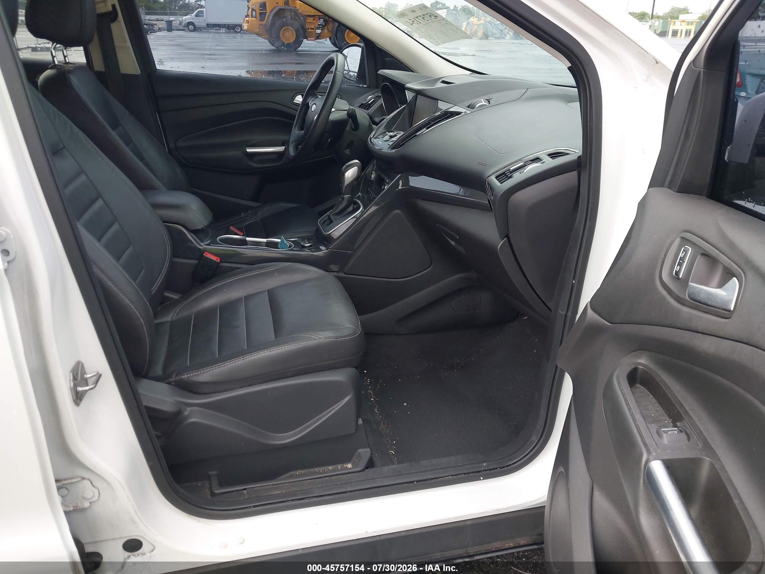 2014 Ford Escape Titanium White vin: 1FMCU0J96EUB66274