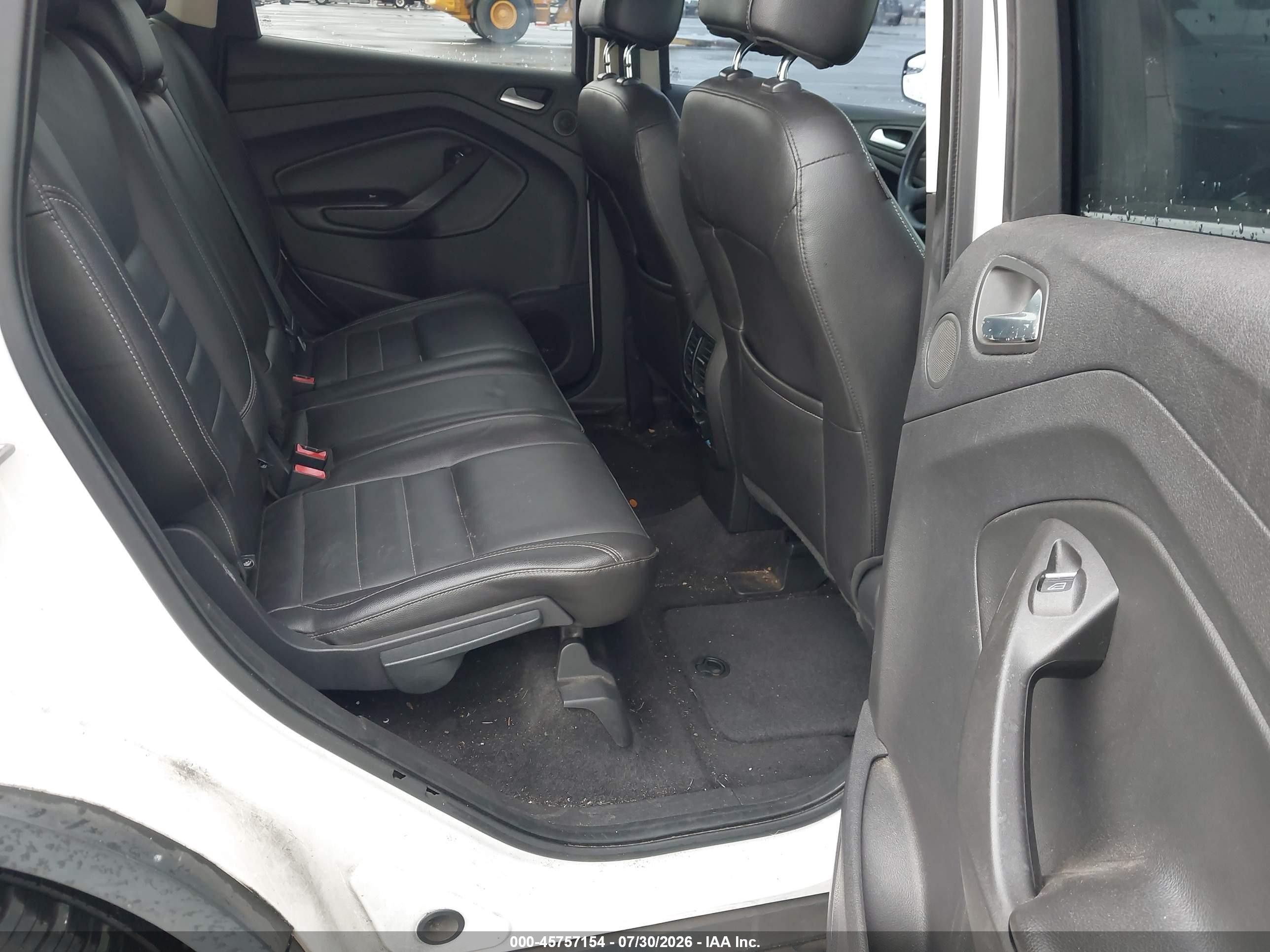 2014 Ford Escape Titanium White vin: 1FMCU0J96EUB66274