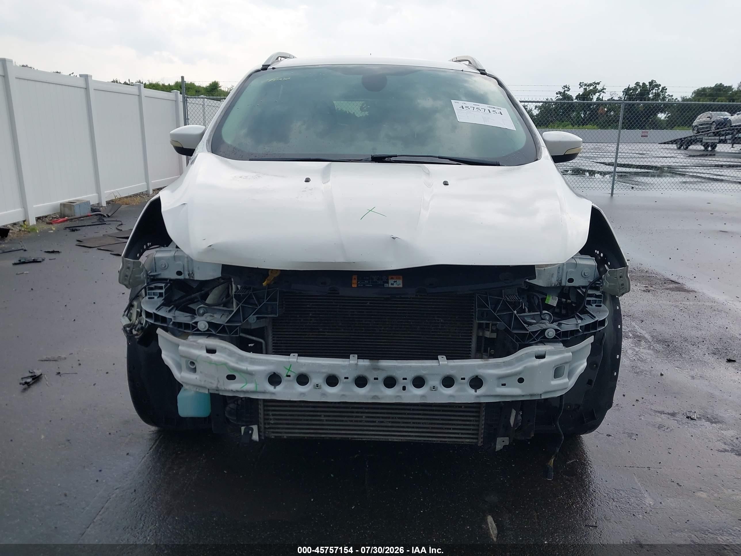 2014 Ford Escape Titanium White vin: 1FMCU0J96EUB66274