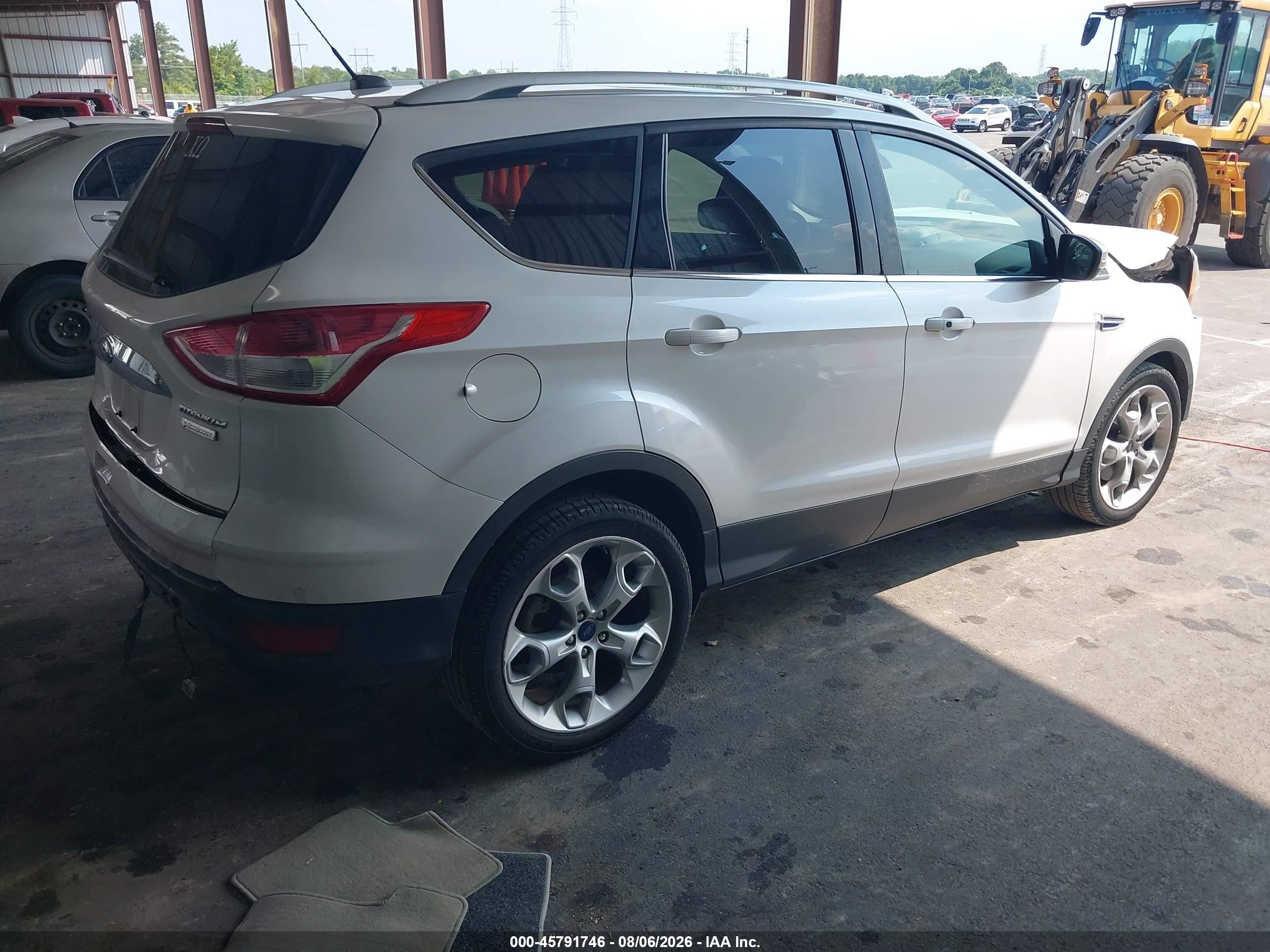 2014 Ford Escape Titanium White vin: 1FMCU0J96EUD35757