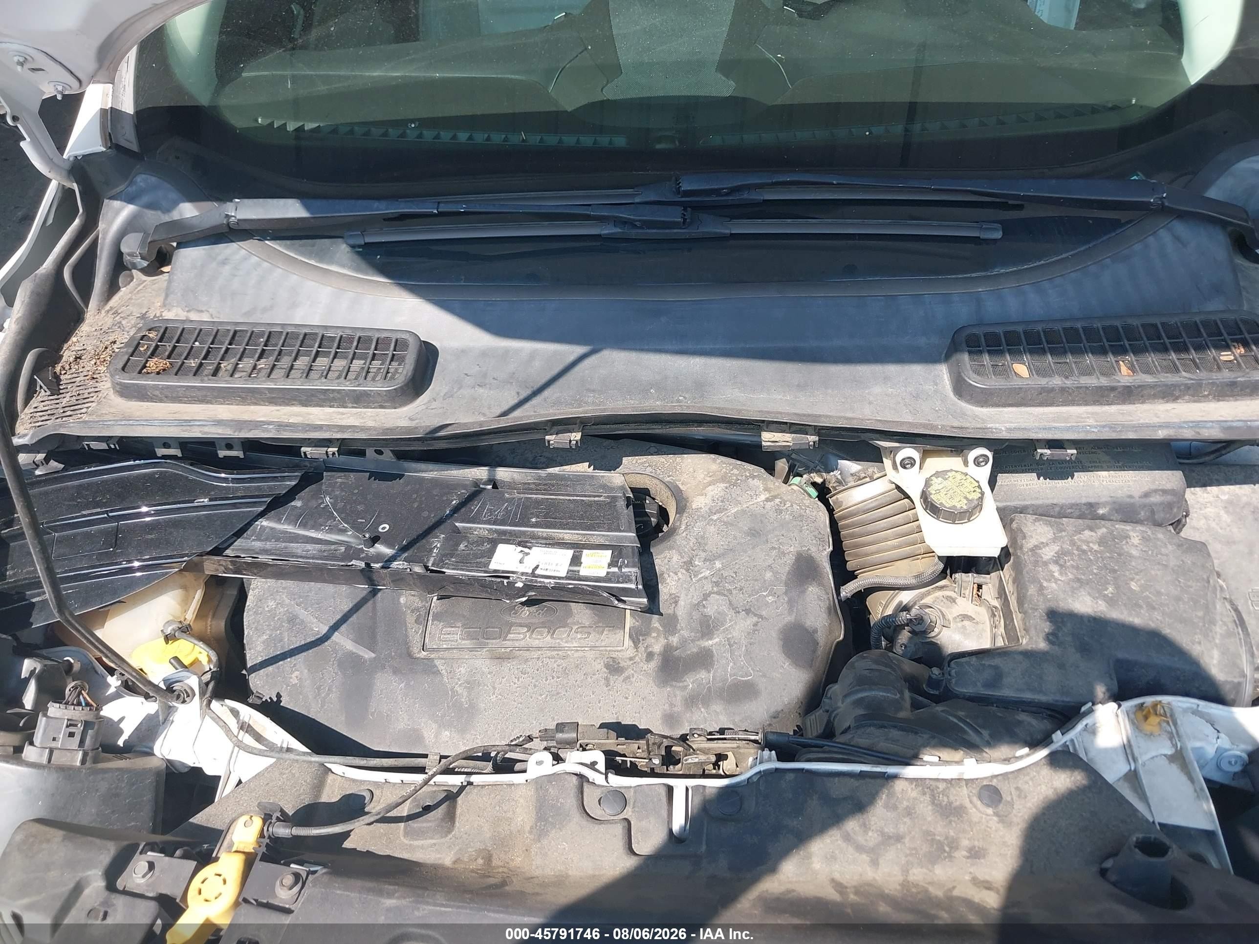 2014 Ford Escape Titanium White vin: 1FMCU0J96EUD35757