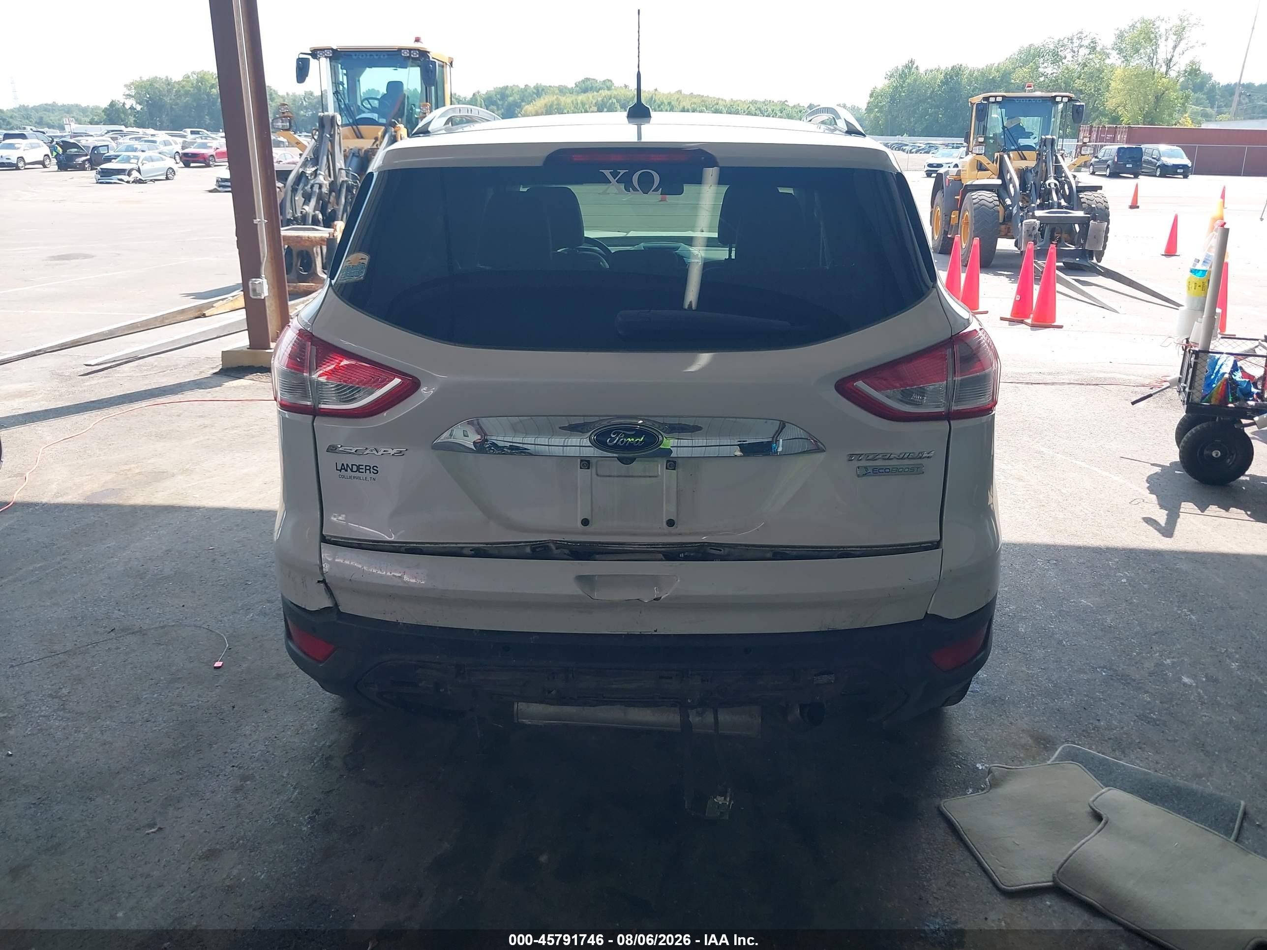 2014 Ford Escape Titanium White vin: 1FMCU0J96EUD35757