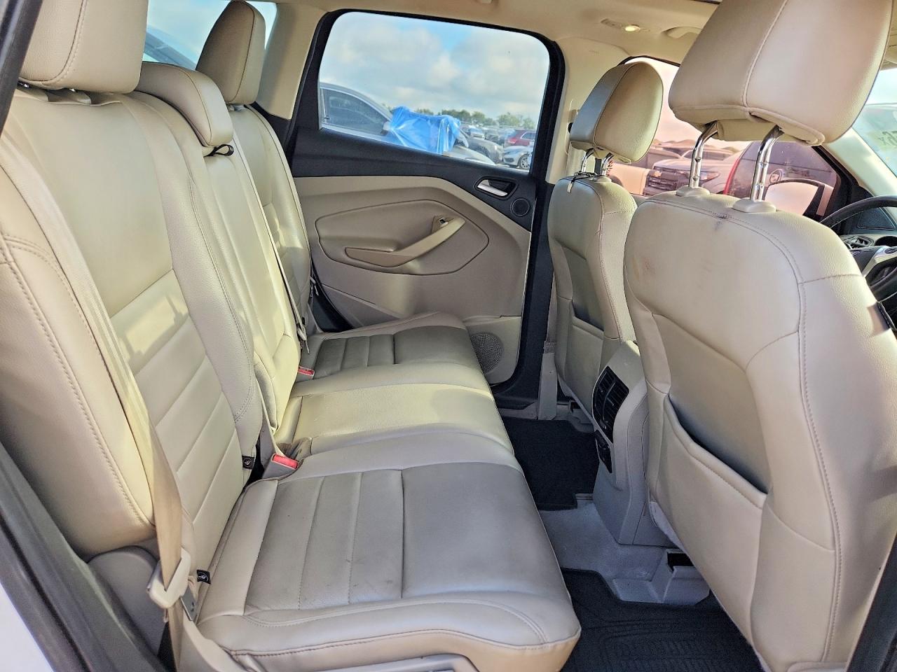 2014 Ford Escape Titanium White vin: 1FMCU0J96EUD57838
