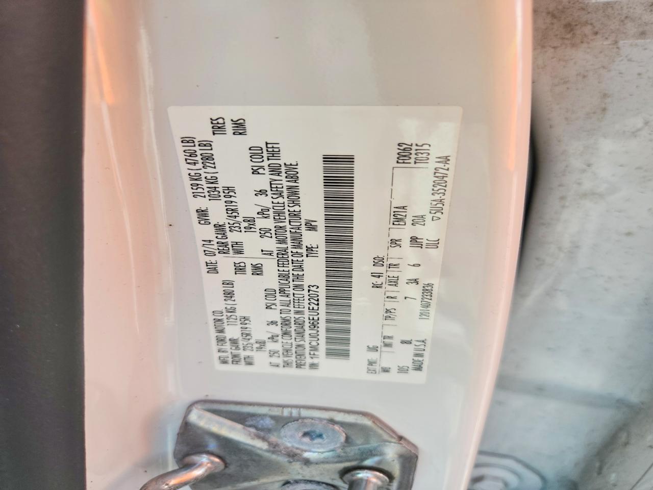 2014 Ford Escape Titanium White vin: 1FMCU0J96EUE22073