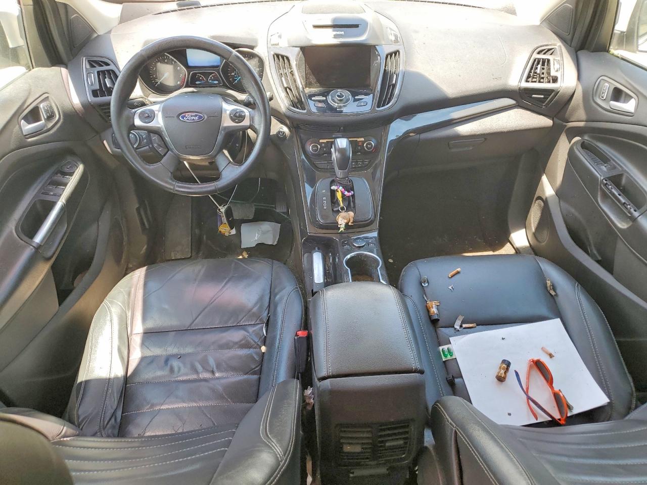 2015 Ford Escape Titanium White vin: 1FMCU0J96FUB25600