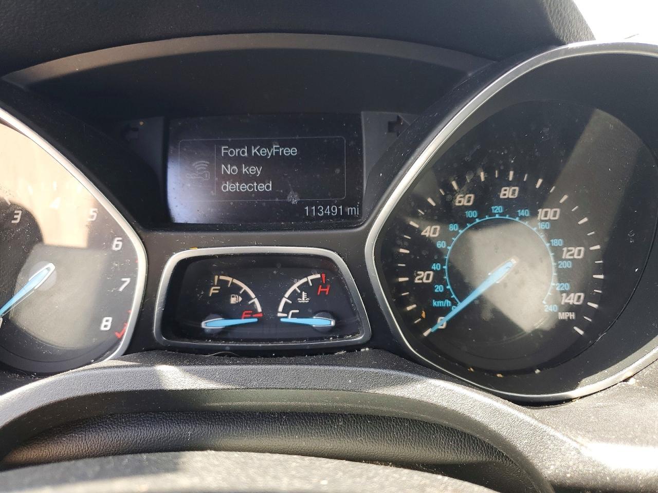 2015 Ford Escape Titanium White vin: 1FMCU0J96FUB25600