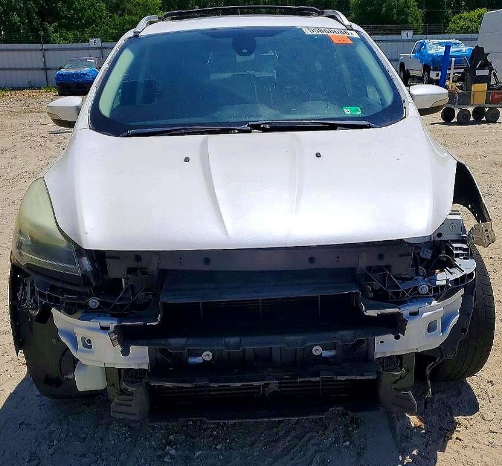 2015 Ford Escape Titanium White vin: 1FMCU0J96FUB25600
