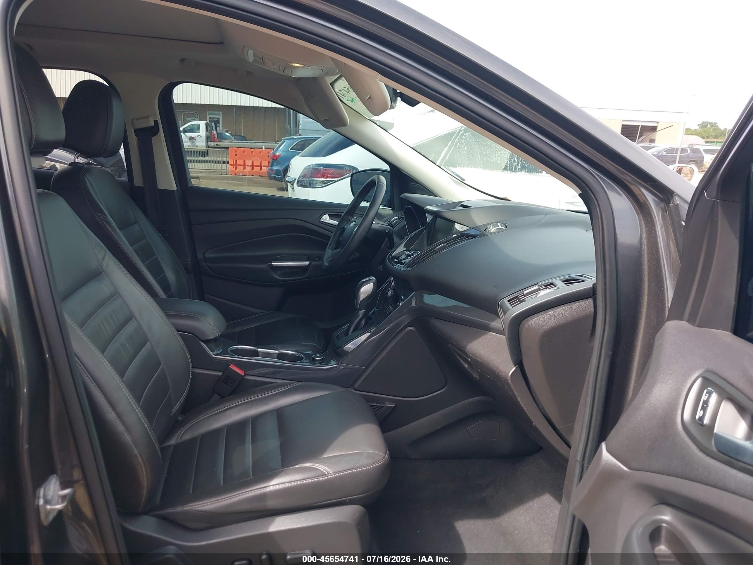 2015 Ford Escape Titanium Gray vin: 1FMCU0J96FUB80600