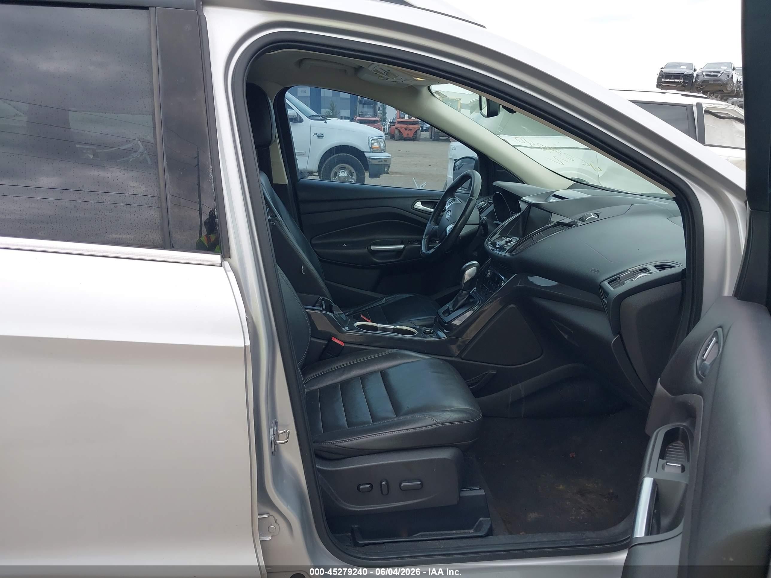2015 Ford Escape Titanium Silver vin: 1FMCU0J96FUC40357