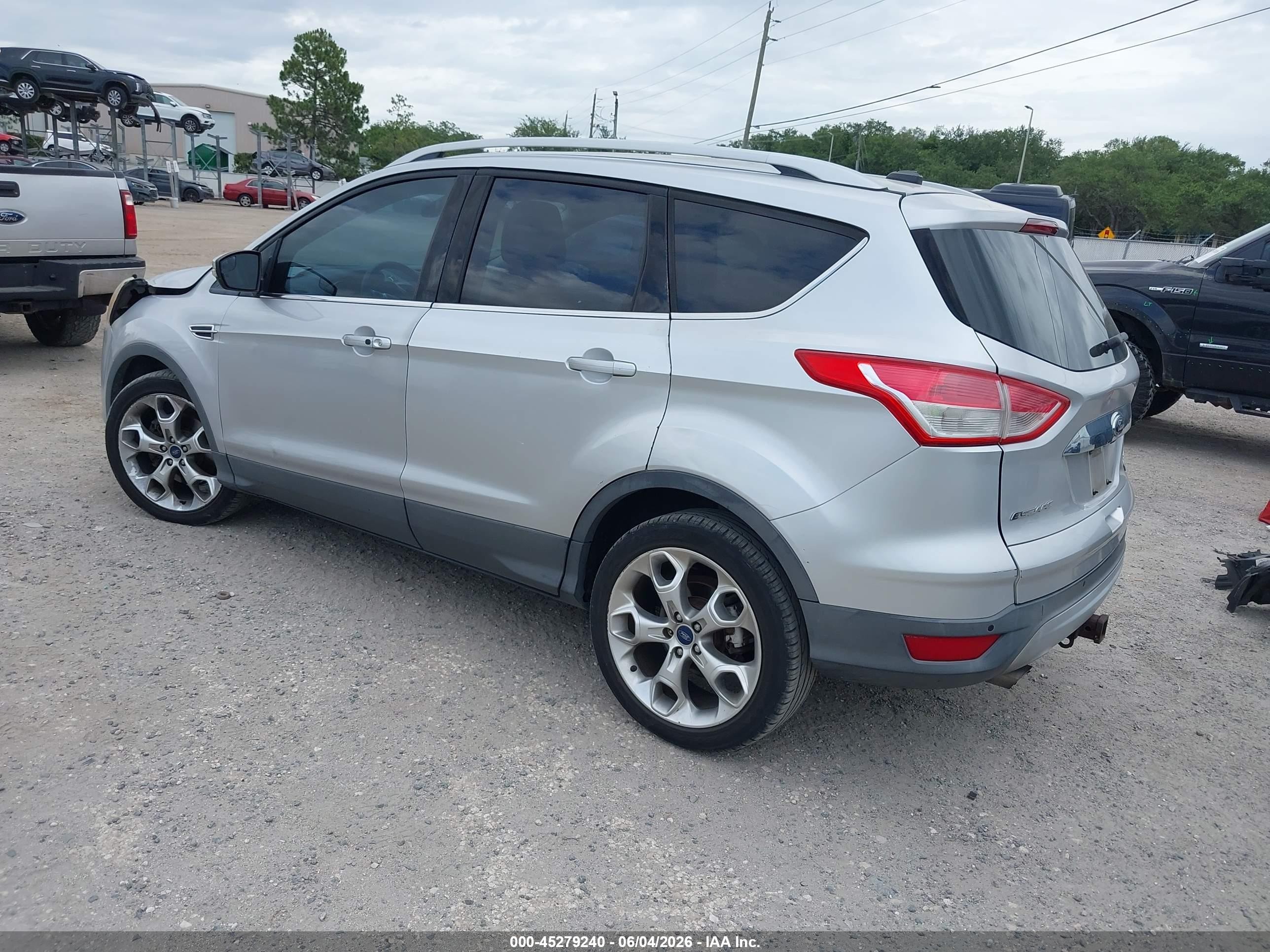 2015 Ford Escape Titanium Silver vin: 1FMCU0J96FUC40357