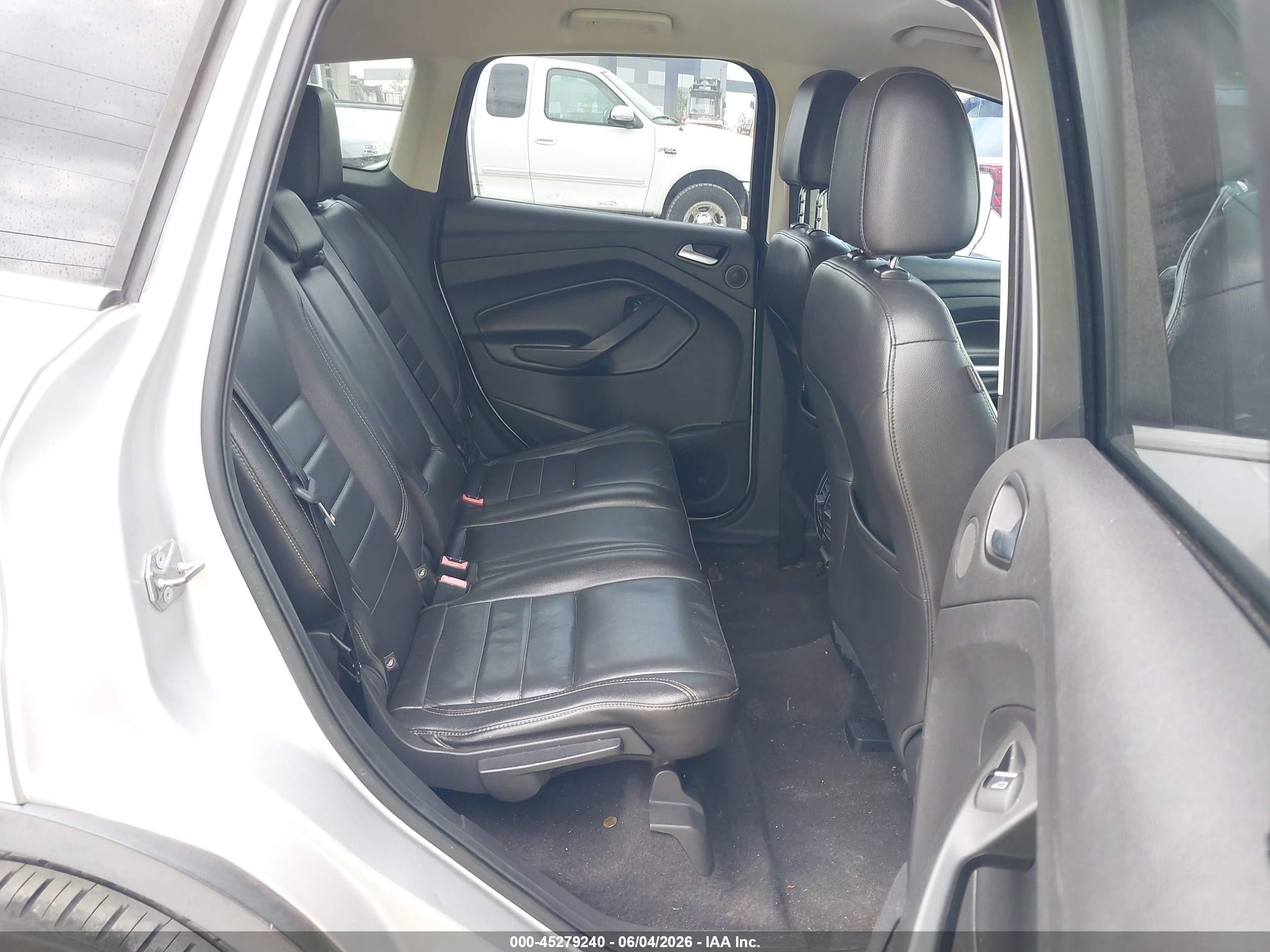 2015 Ford Escape Titanium Silver vin: 1FMCU0J96FUC40357