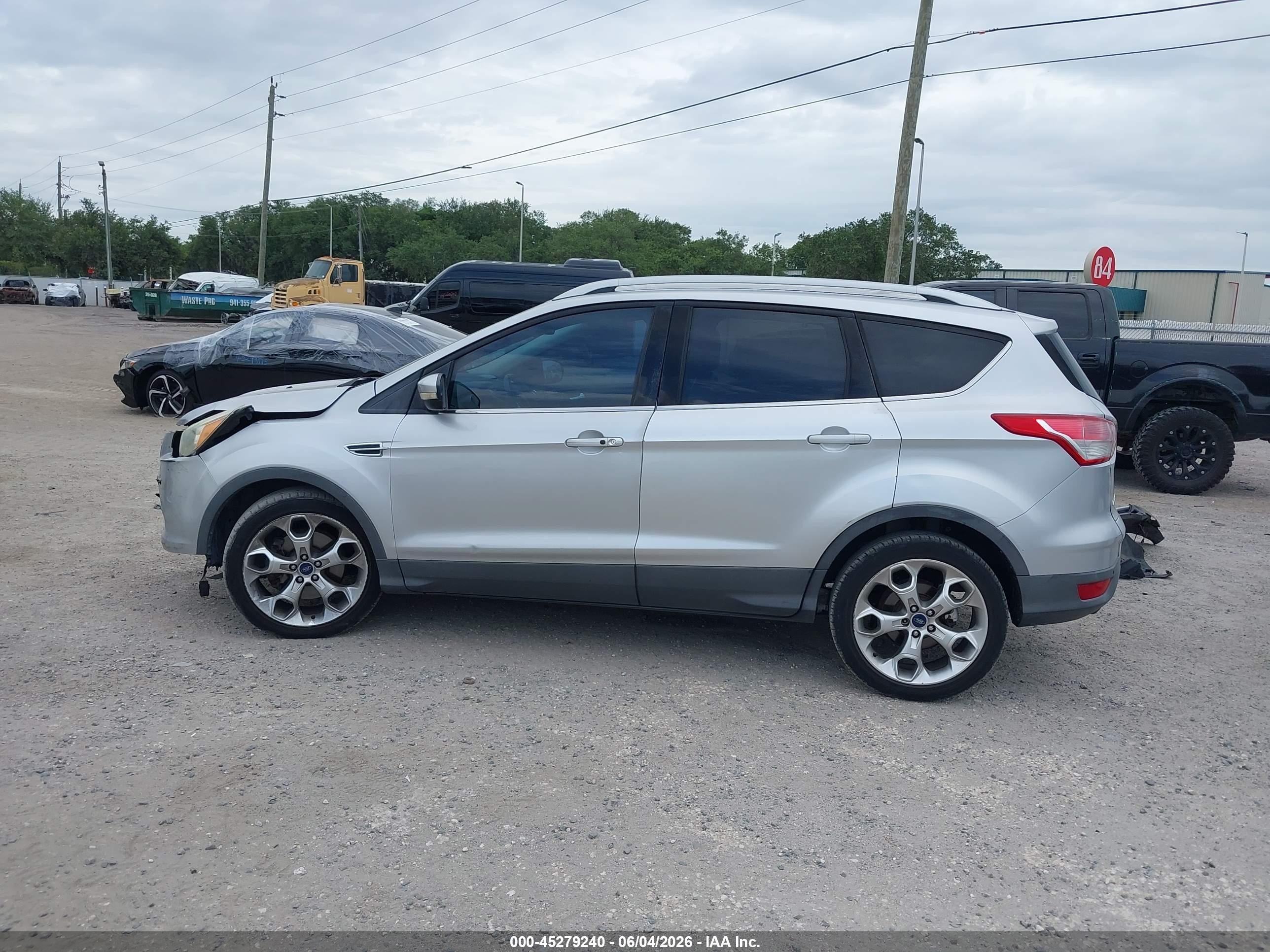2015 Ford Escape Titanium Silver vin: 1FMCU0J96FUC40357