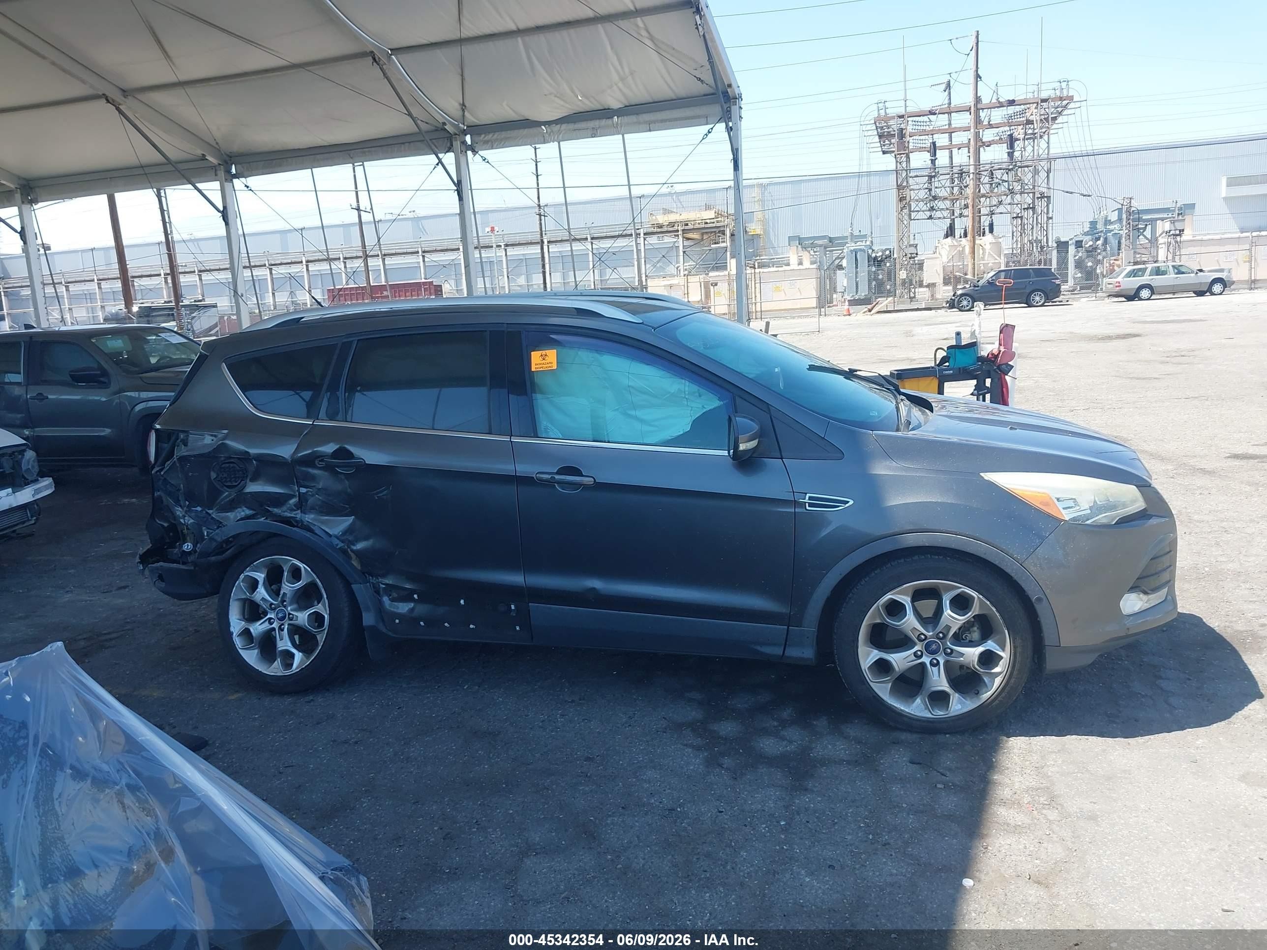2015 Ford Escape Titanium Gray vin: 1FMCU0J96FUC80051