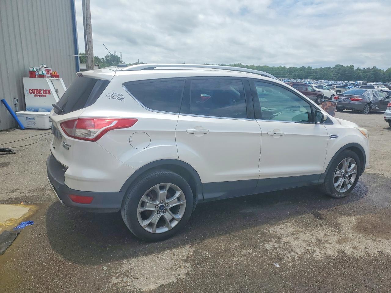 2016 Ford Escape Titanium White vin: 1FMCU0J96GUB30796