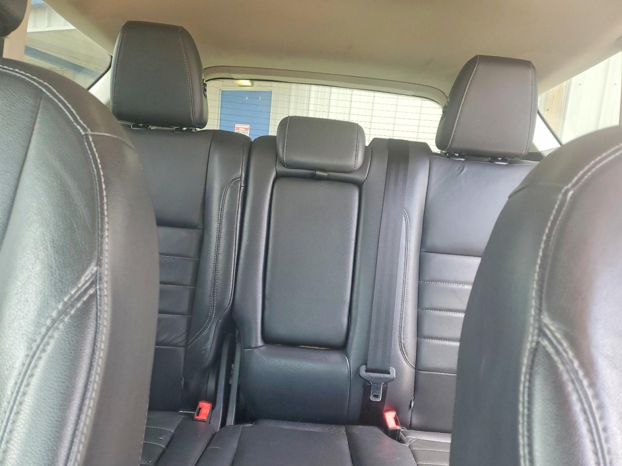 2016 Ford Escape Titanium White vin: 1FMCU0J96GUB30796