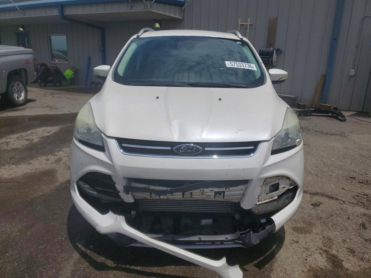 2016 Ford Escape Titanium White vin: 1FMCU0J96GUB30796
