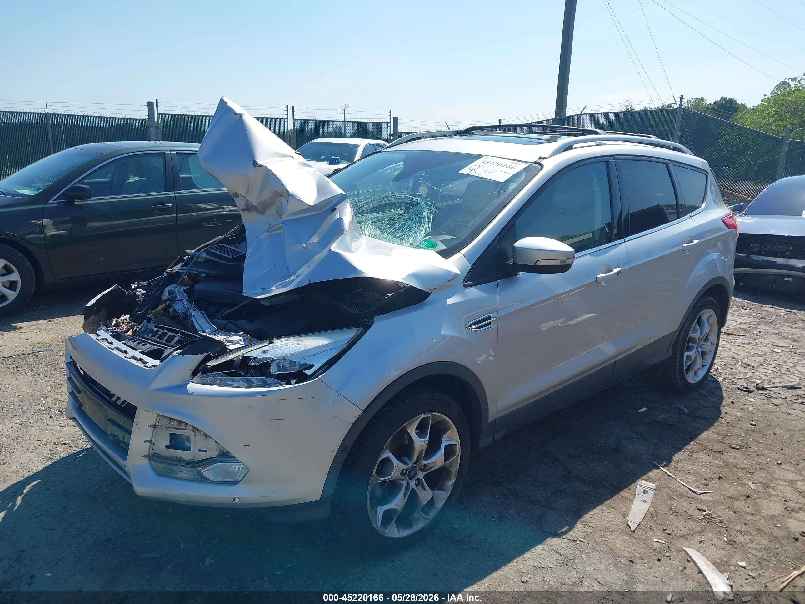 2016 Ford Escape Titanium Silver vin: 1FMCU0J96GUB67184