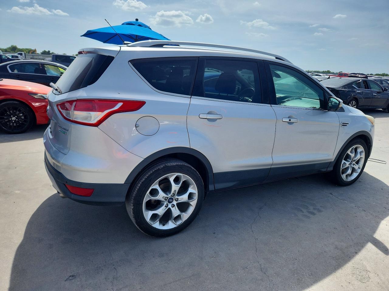 2014 Ford Escape Titanium White vin: 1FMCU0J97EUA76700