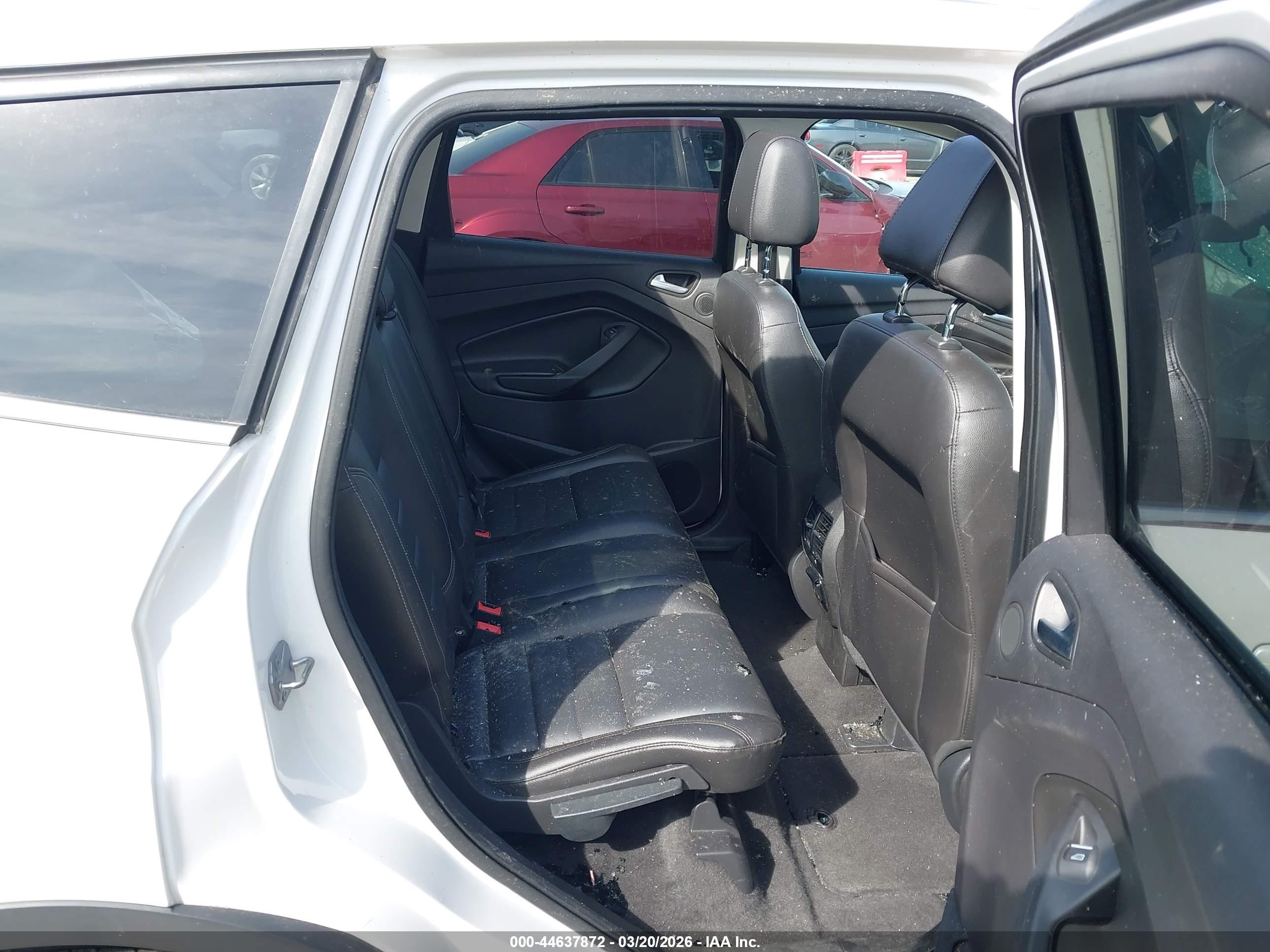 2014 Ford Escape Titanium Белый vin: 1FMCU0J97EUA93609