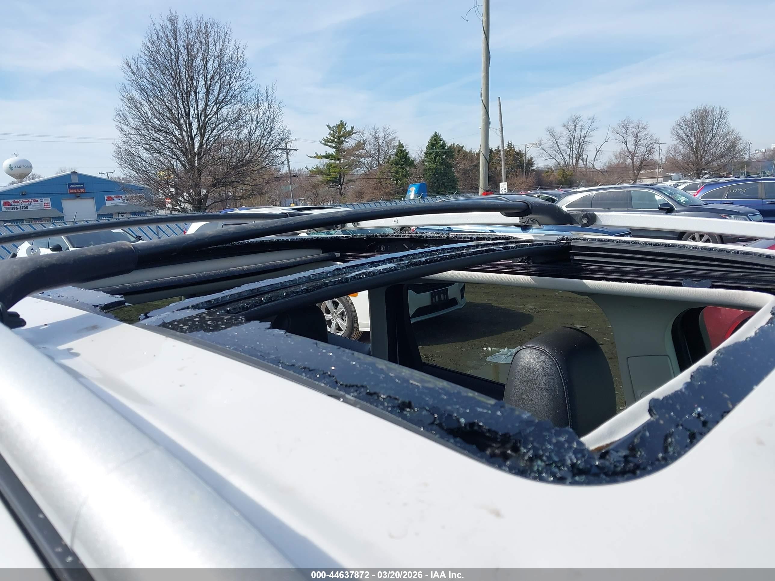 2014 Ford Escape Titanium Белый vin: 1FMCU0J97EUA93609