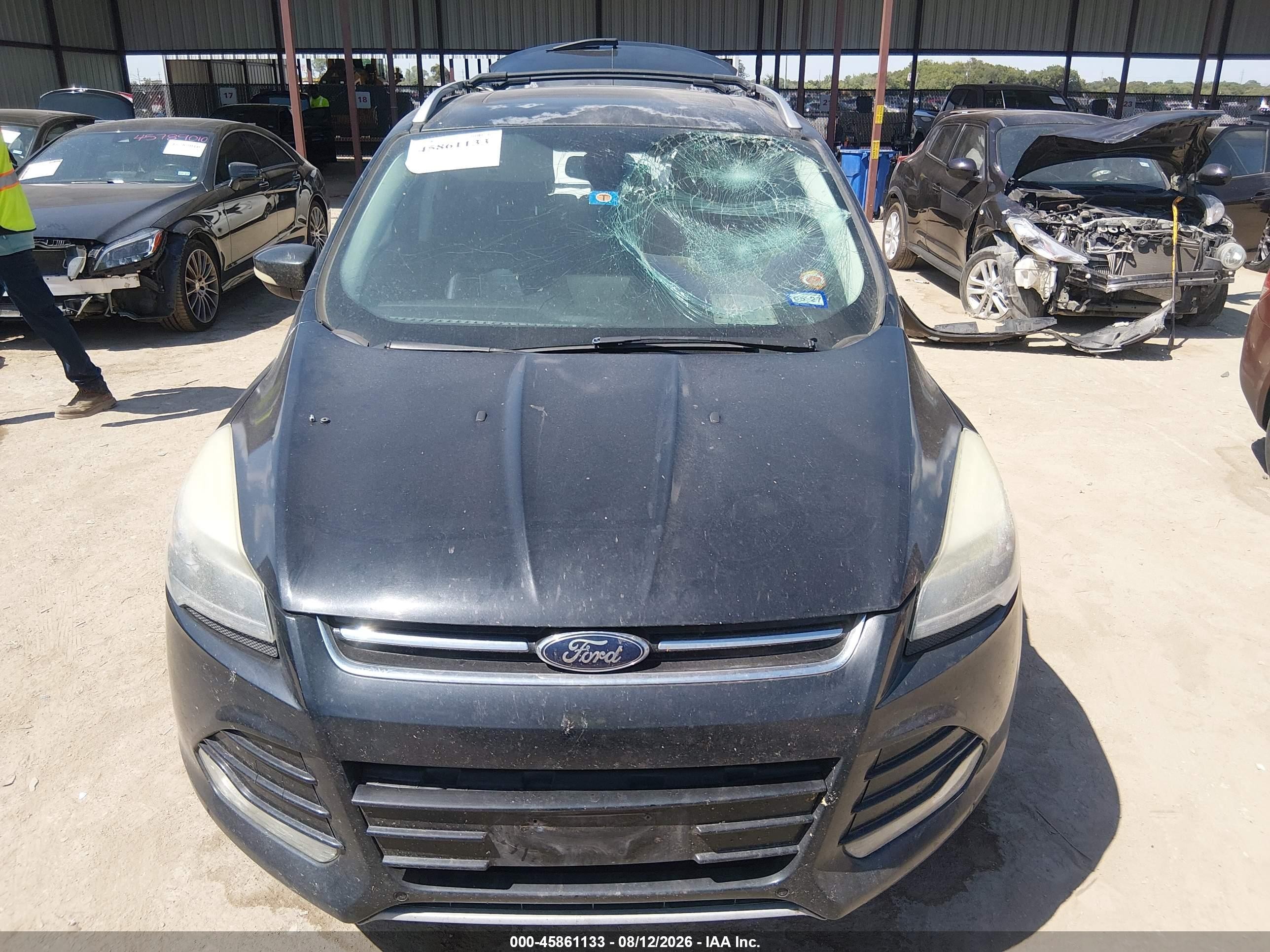 2014 Ford Escape Titanium Черный vin: 1FMCU0J97EUB84587