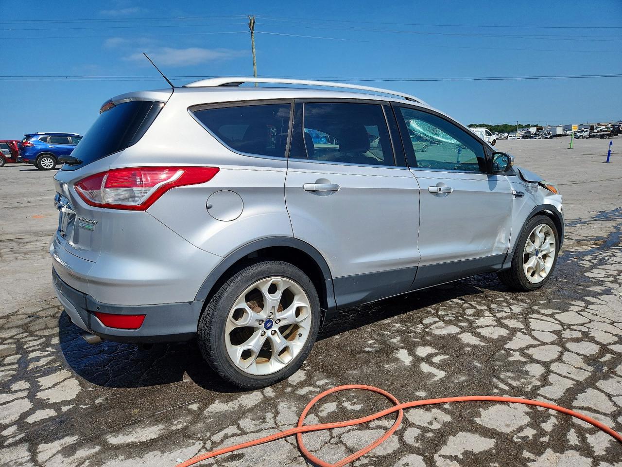 2014 Ford Escape Titanium Серебряный vin: 1FMCU0J97EUE20476