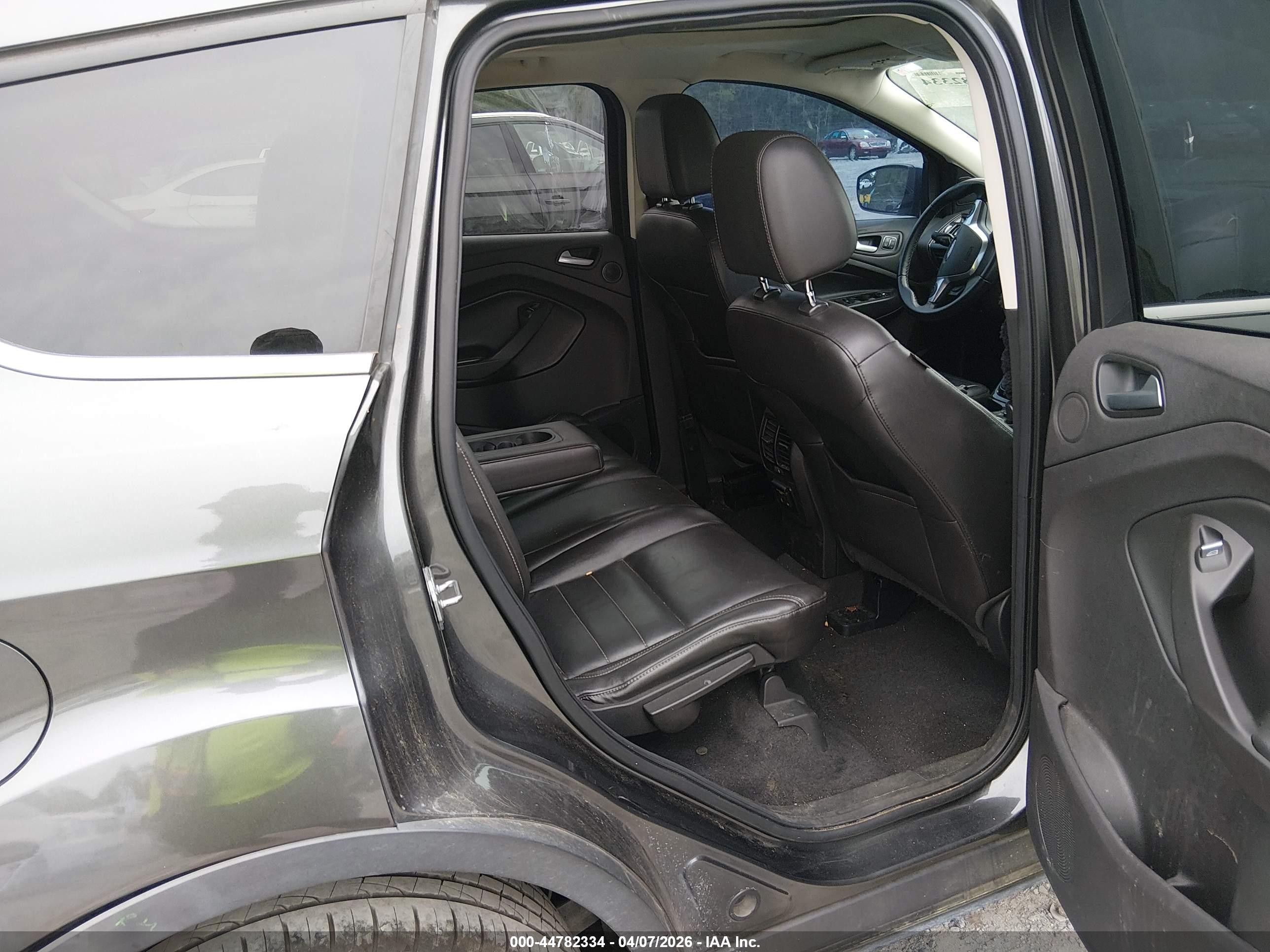 2015 Ford Escape Titanium Gray vin: 1FMCU0J97FUC10770