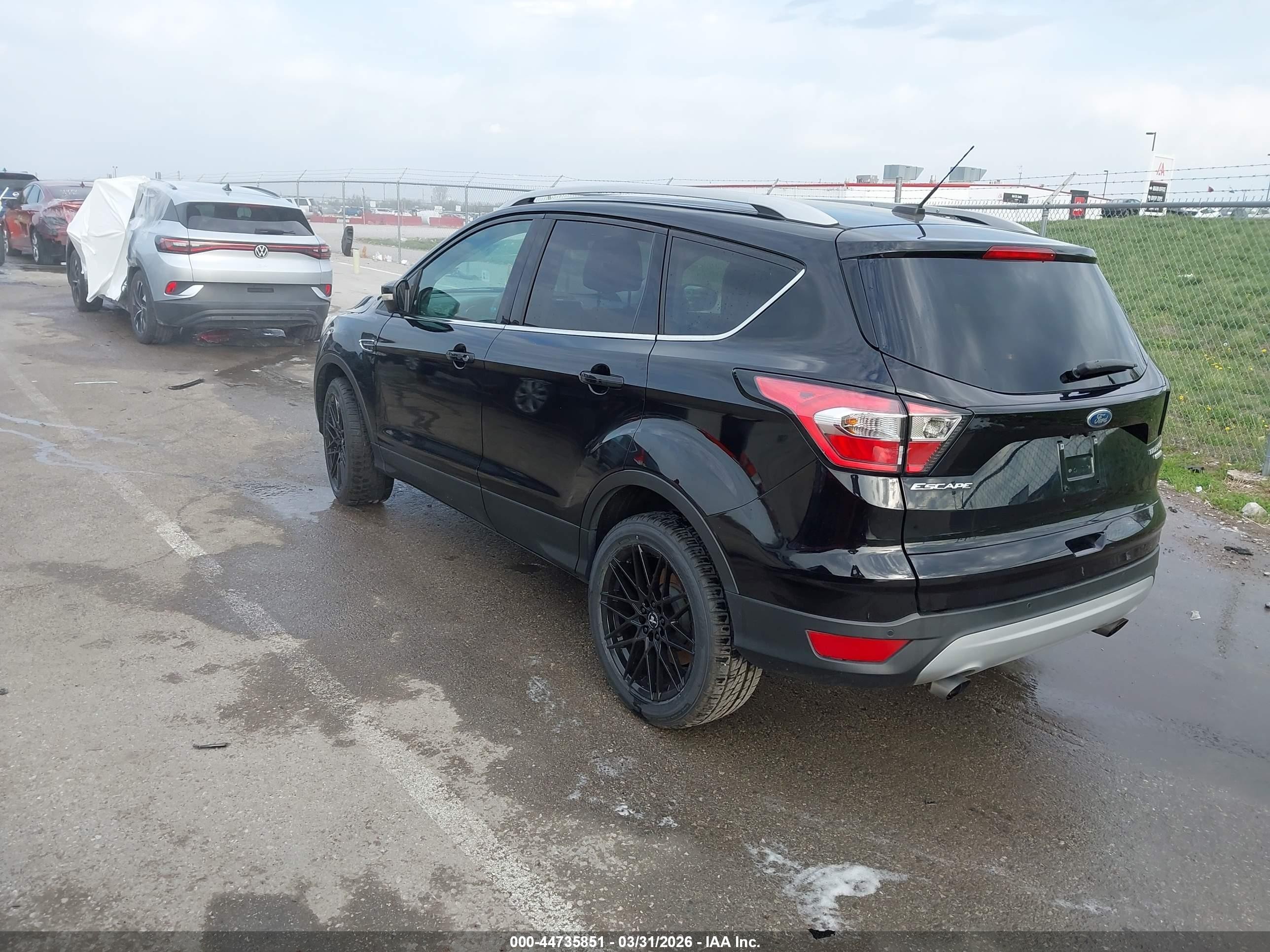 2017 Ford Escape Titanium Black vin: 1FMCU0J97HUF07363