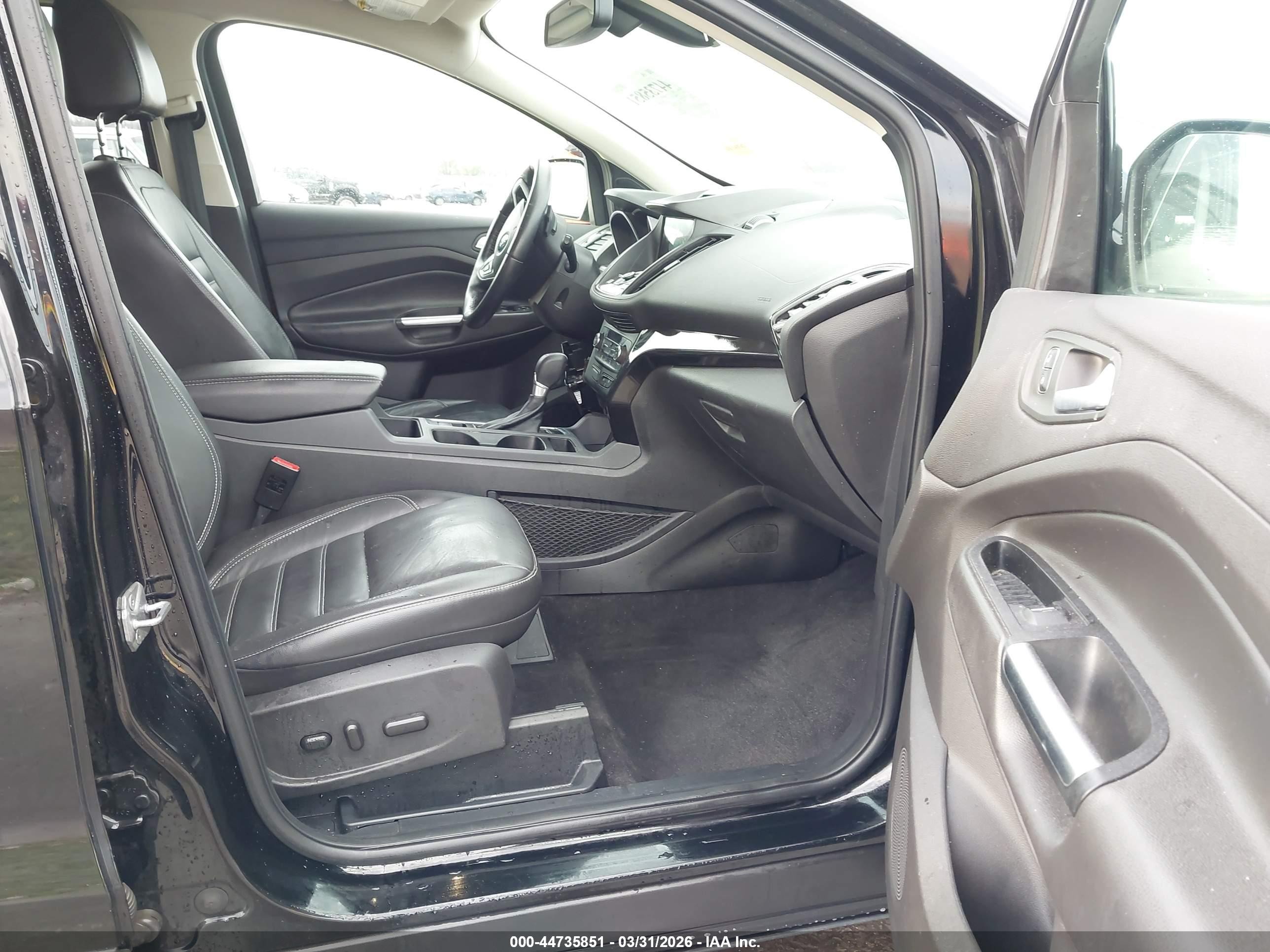 2017 Ford Escape Titanium Black vin: 1FMCU0J97HUF07363