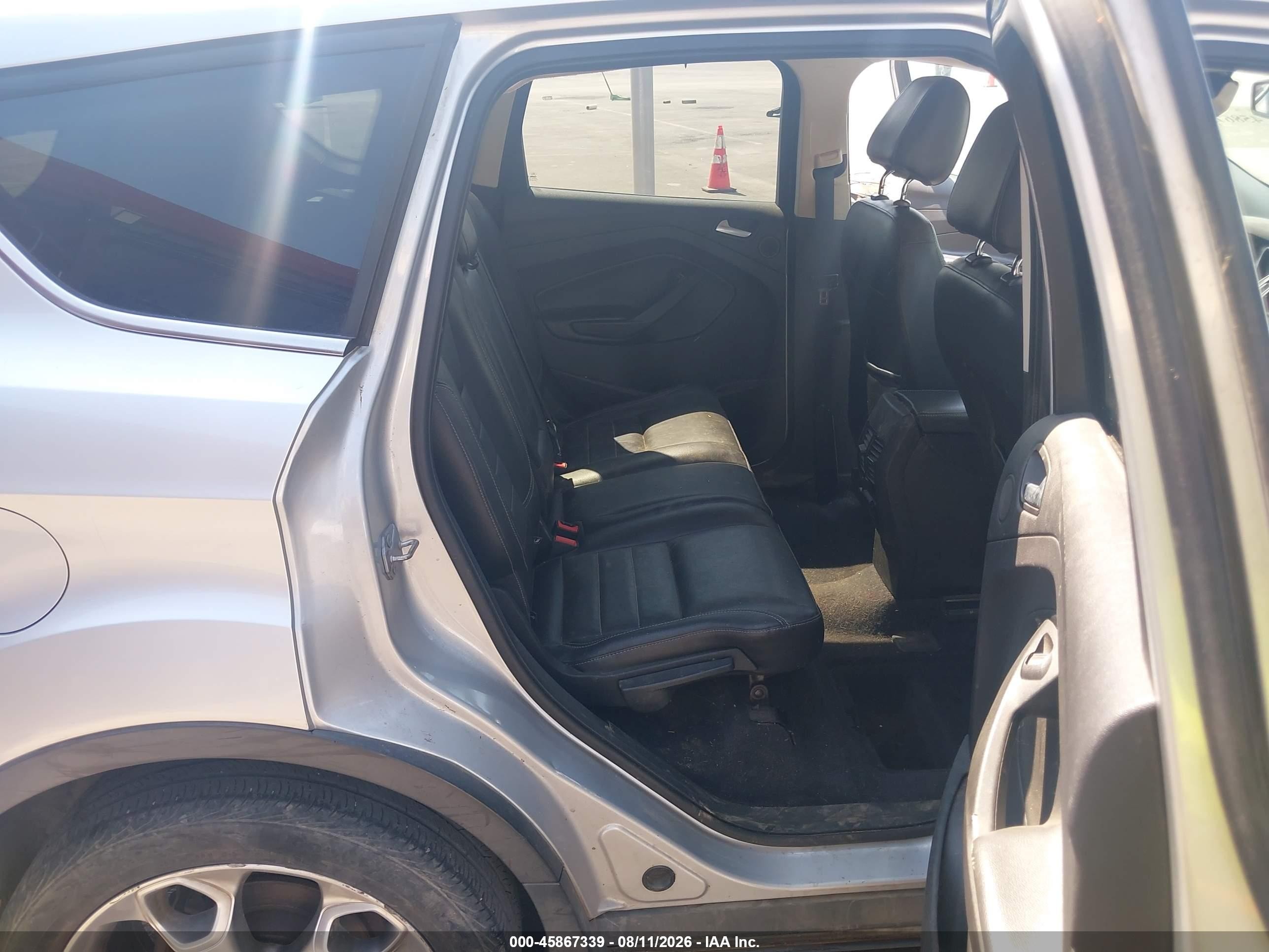 2014 Ford Escape Titanium Silver vin: 1FMCU0J98EUA22502