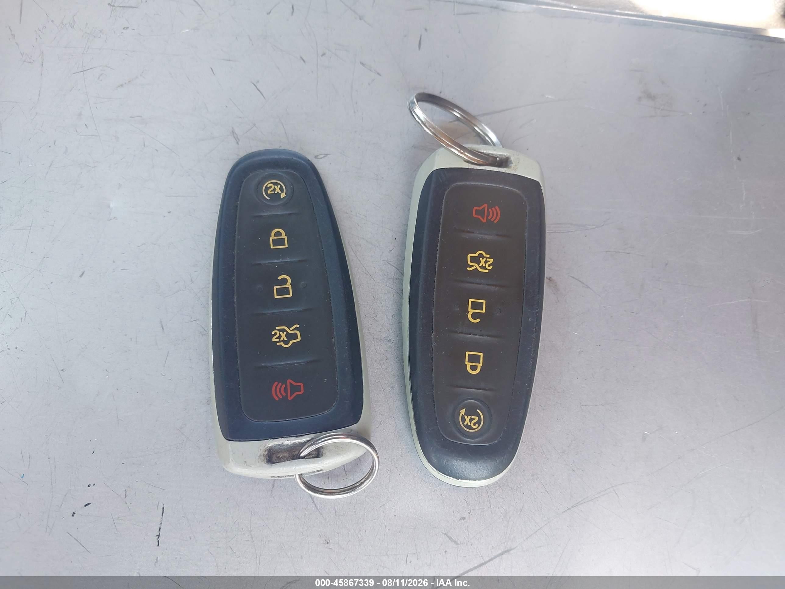 2014 Ford Escape Titanium Silver vin: 1FMCU0J98EUA22502