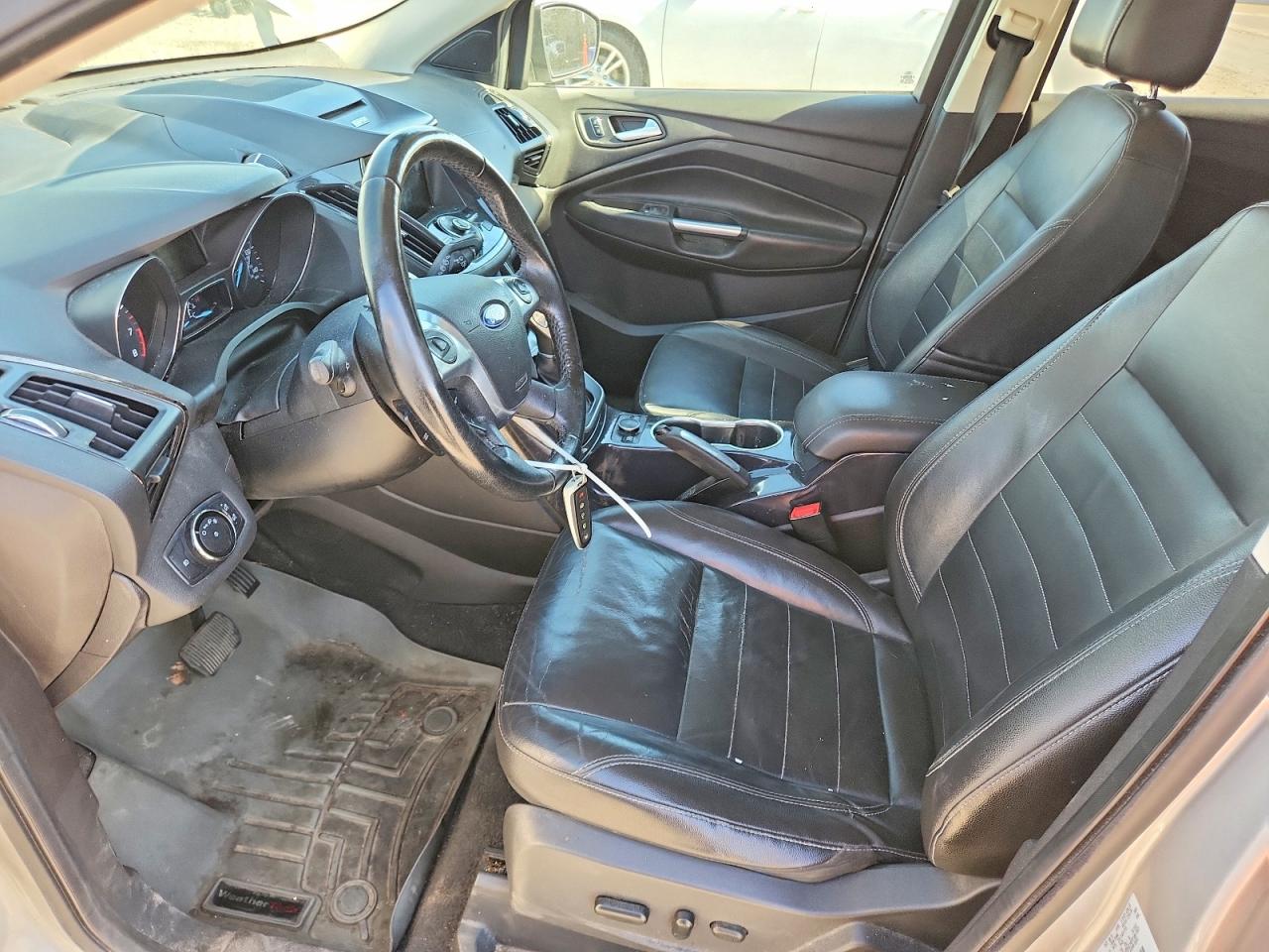 2014 Ford Escape Titanium Silver vin: 1FMCU0J98EUA61025