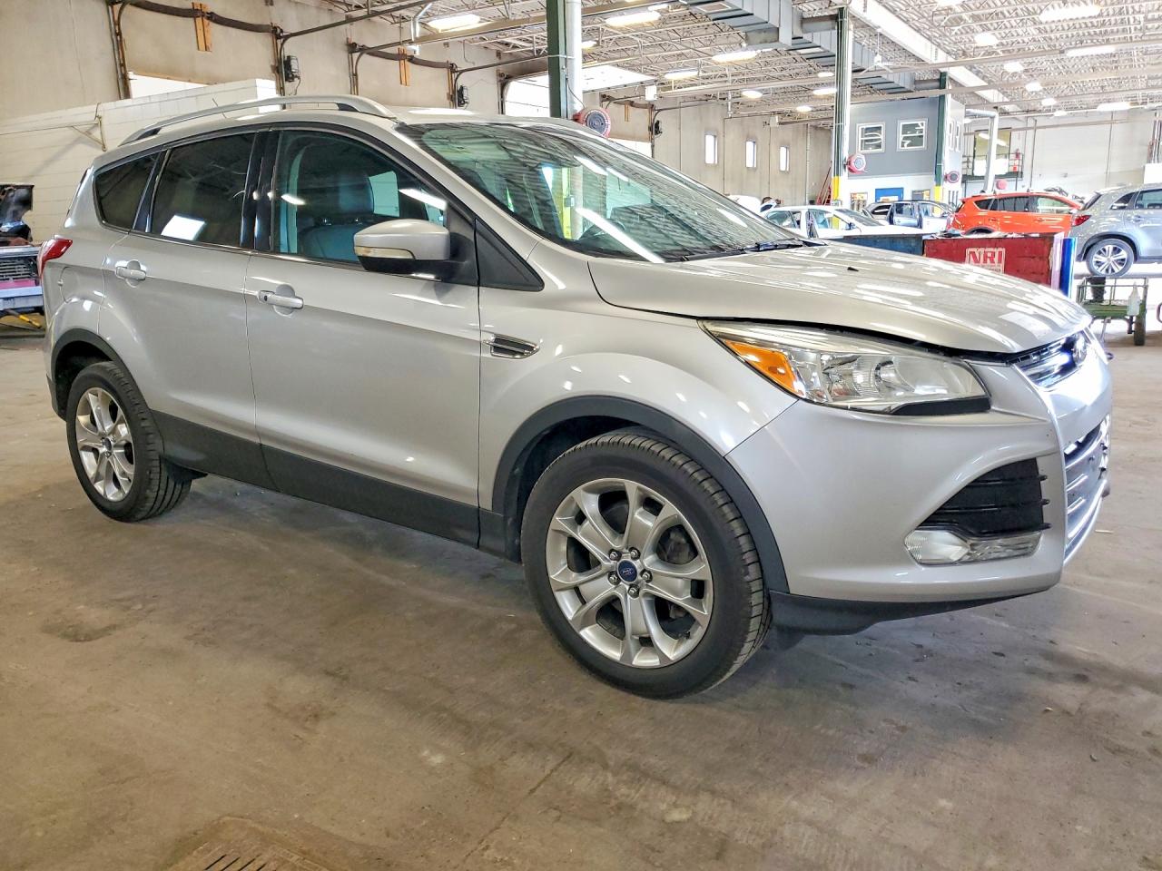 2014 Ford Escape Titanium Silver vin: 1FMCU0J98EUB98868