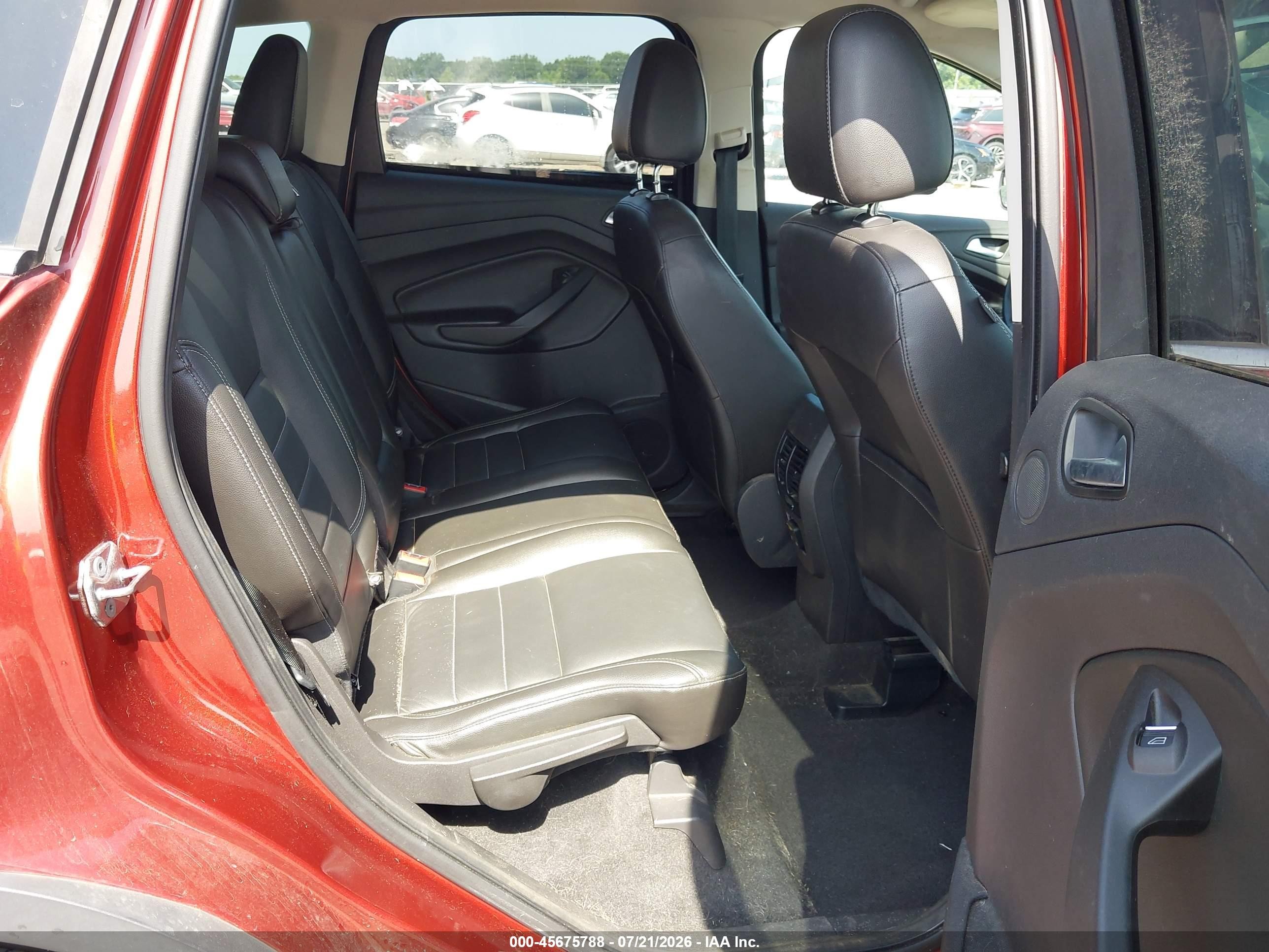 2015 Ford Escape Titanium Оранжевый vin: 1FMCU0J98FUA53718