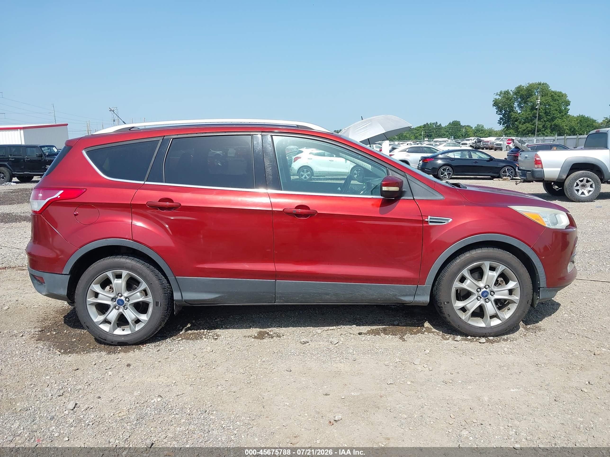 2015 Ford Escape Titanium Оранжевый vin: 1FMCU0J98FUA53718