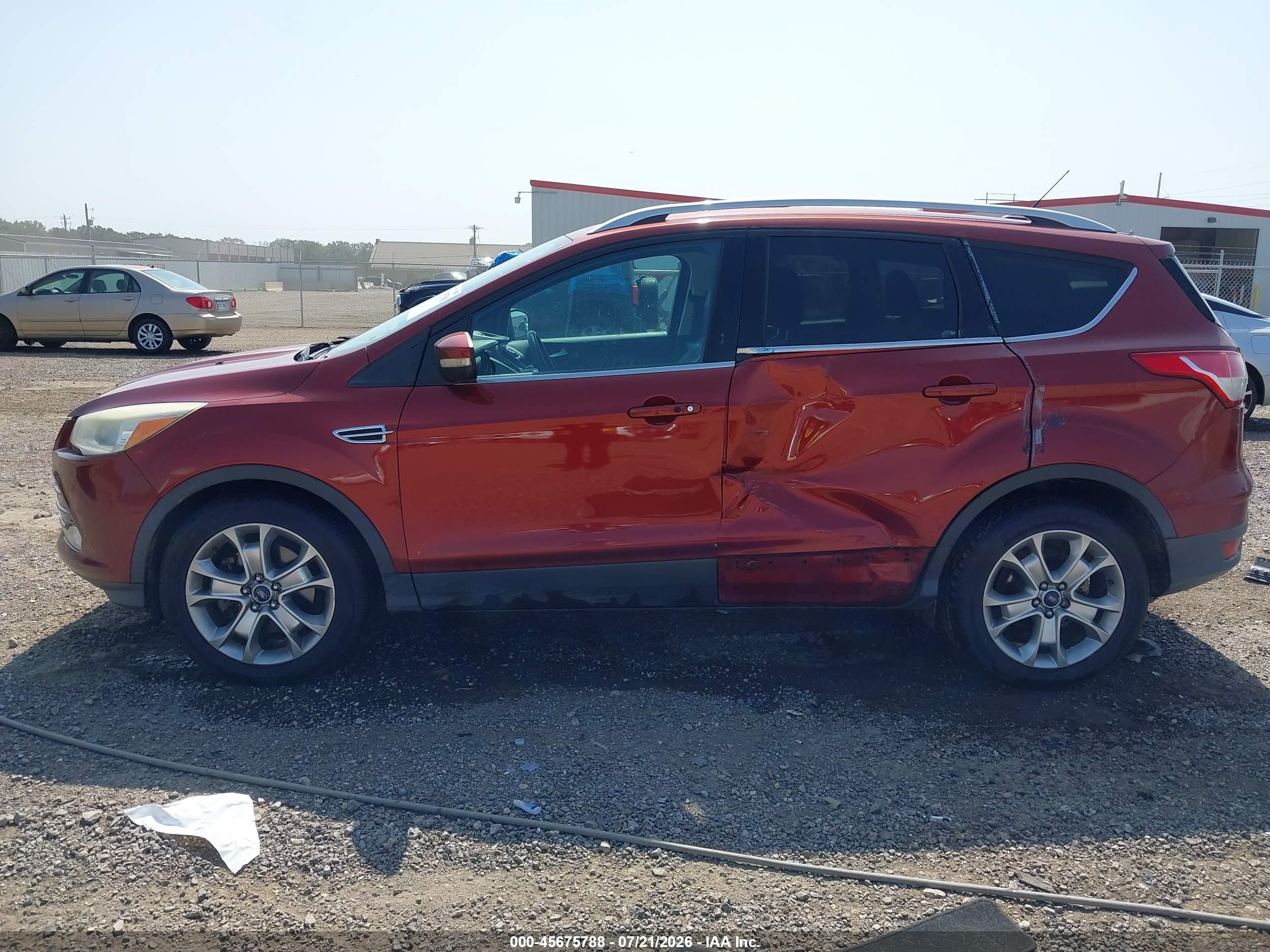 2015 Ford Escape Titanium Оранжевый vin: 1FMCU0J98FUA53718