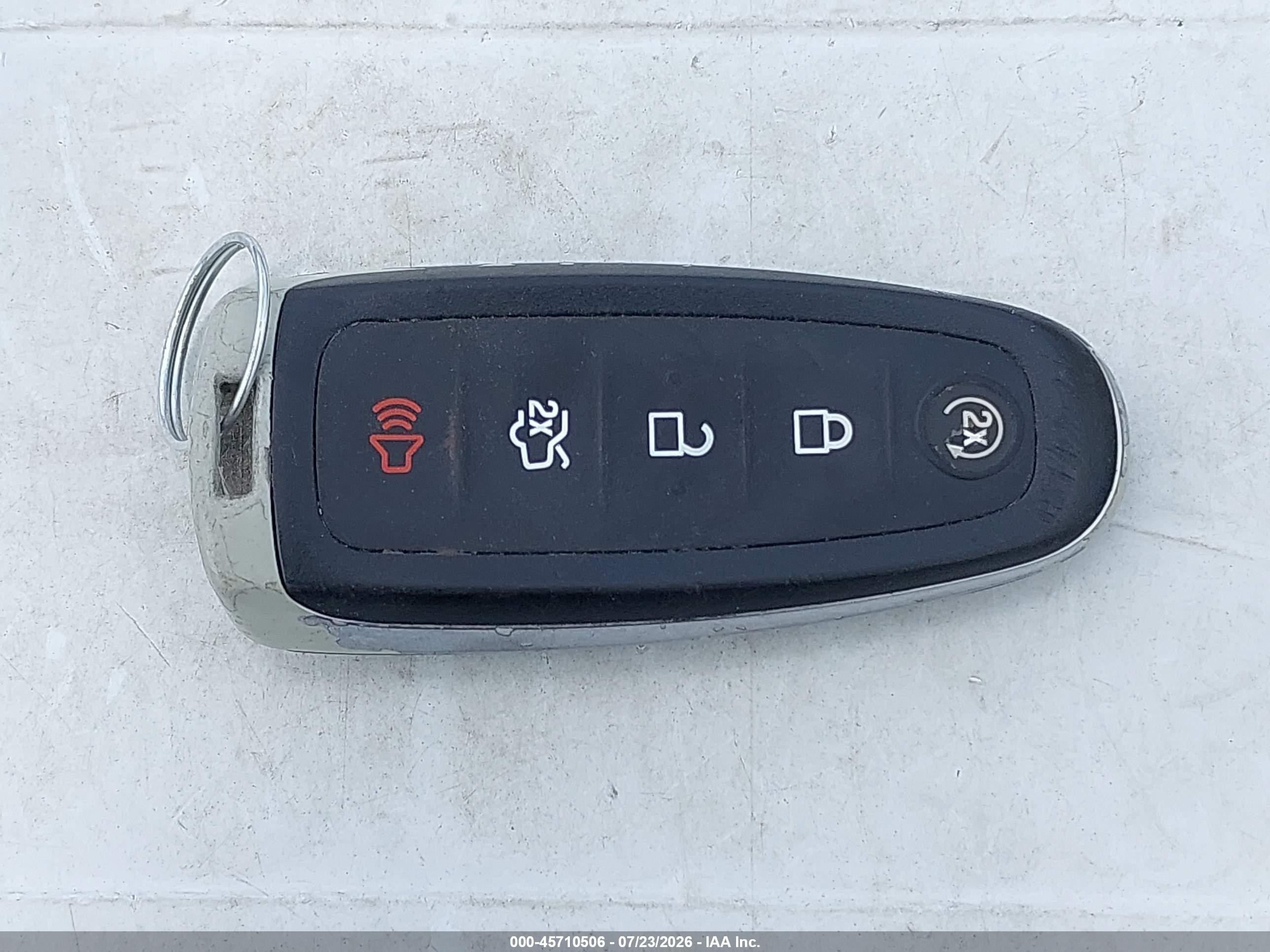 2013 Ford Escape Titanium Silver vin: 1FMCU0J99DUB83990