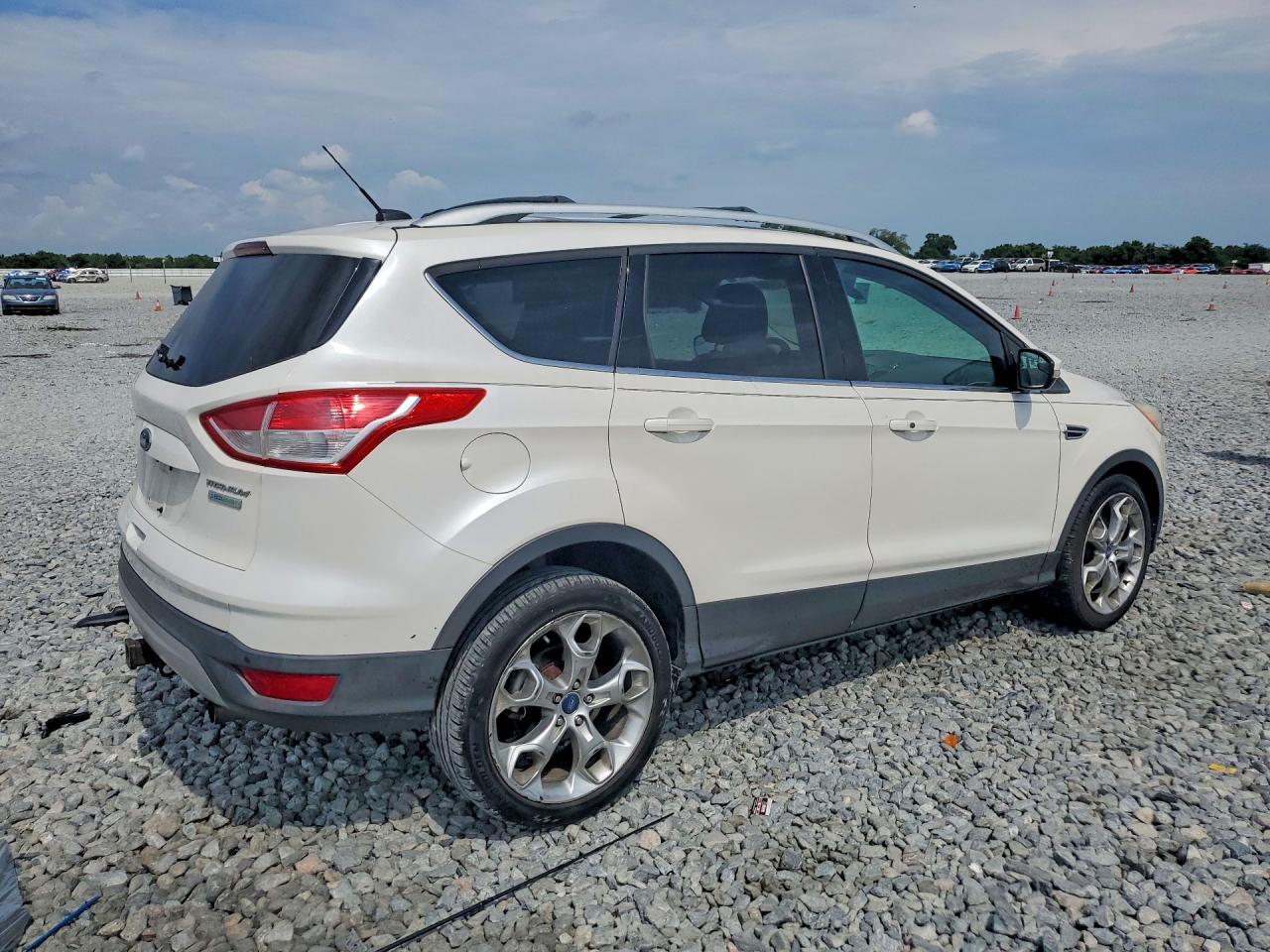 2013 Ford Escape Titanium White vin: 1FMCU0J99DUC40012