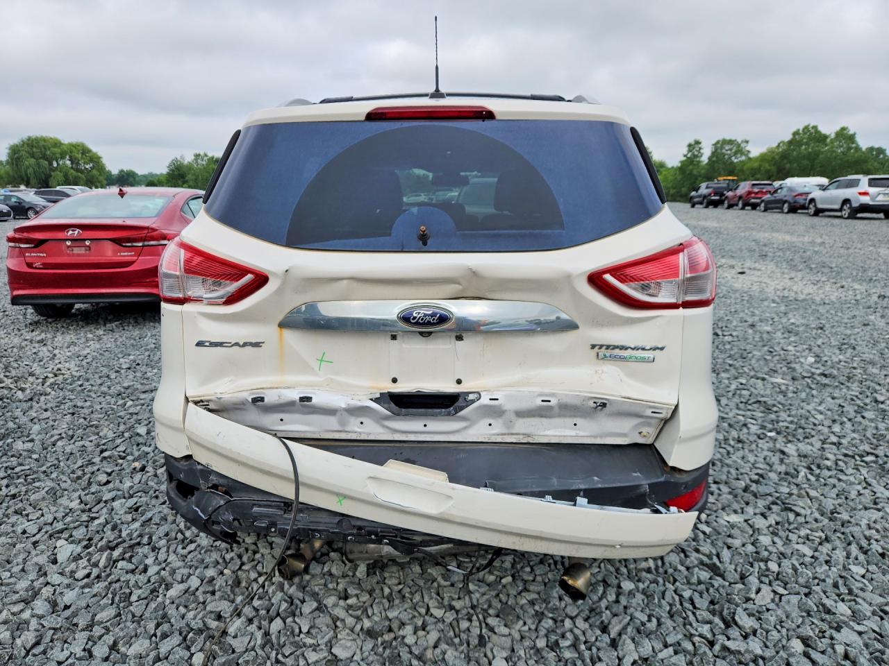 2014 Ford Escape Titanium White vin: 1FMCU0J99EUB25542