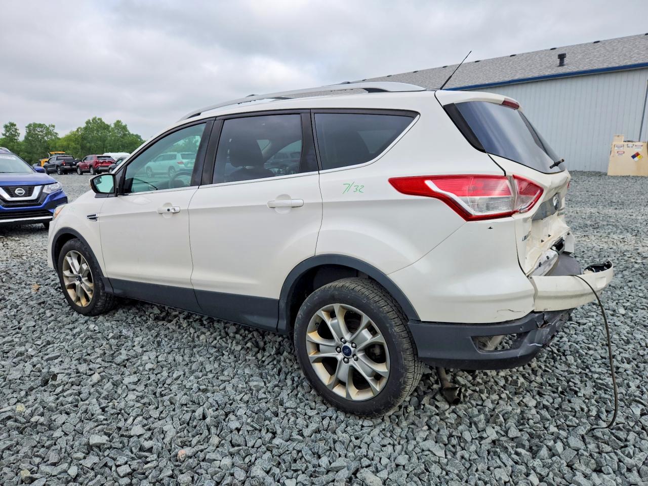 2014 Ford Escape Titanium White vin: 1FMCU0J99EUB25542